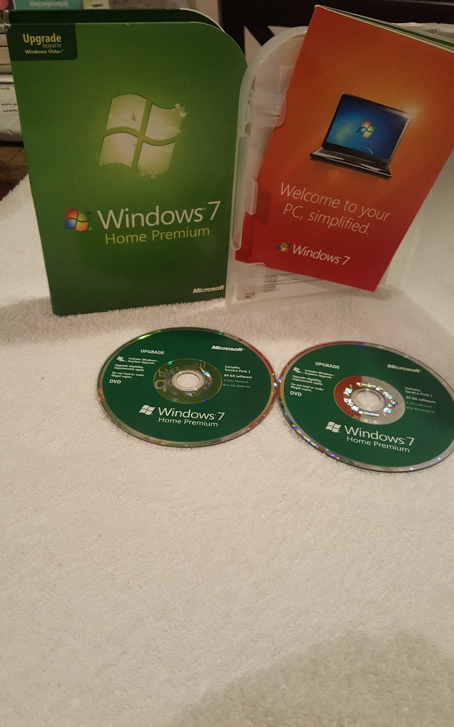 Microsoft Home Premium (License + Media) (1 Computer/s) – Upgrade for Windows P…