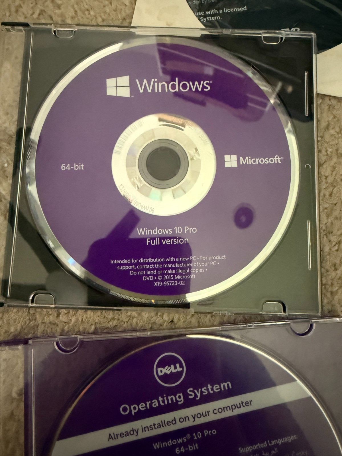 Lot of 19 OEM Dell Reinstallation cd dvd , Vista, 7, 8, 10 32b 64b Pro
