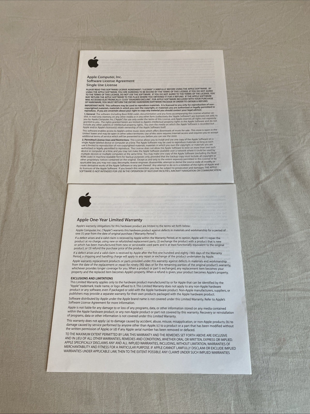 Apple iPod + iTunes Software Installation Disc CD-ROM With Stickers And Guide