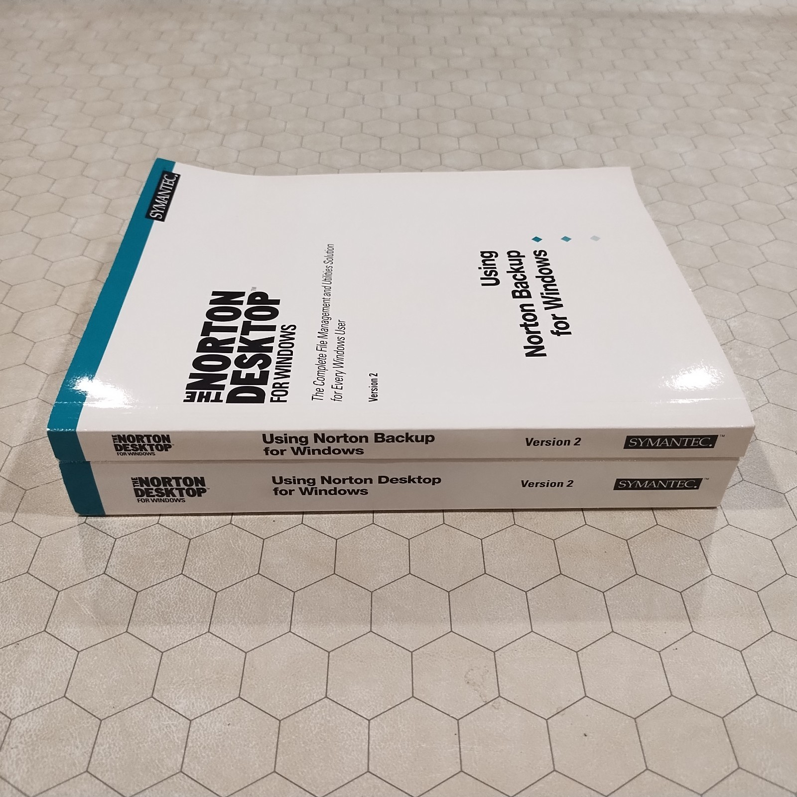 Norton Desktop for Windows 2.0, Symantec, IBM/PC, 3.5″ disks, 1992