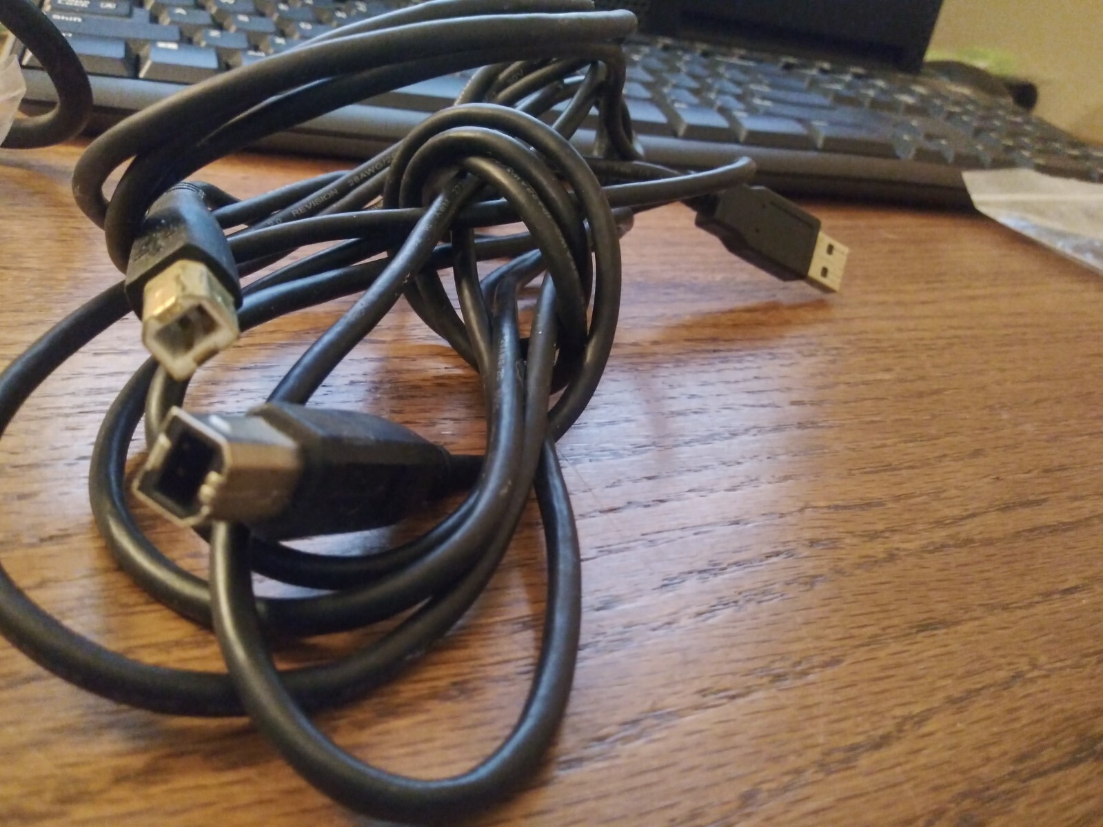 Assortment Computer Things – Roxio Software, Gauntlet2, Cables, Adapters
