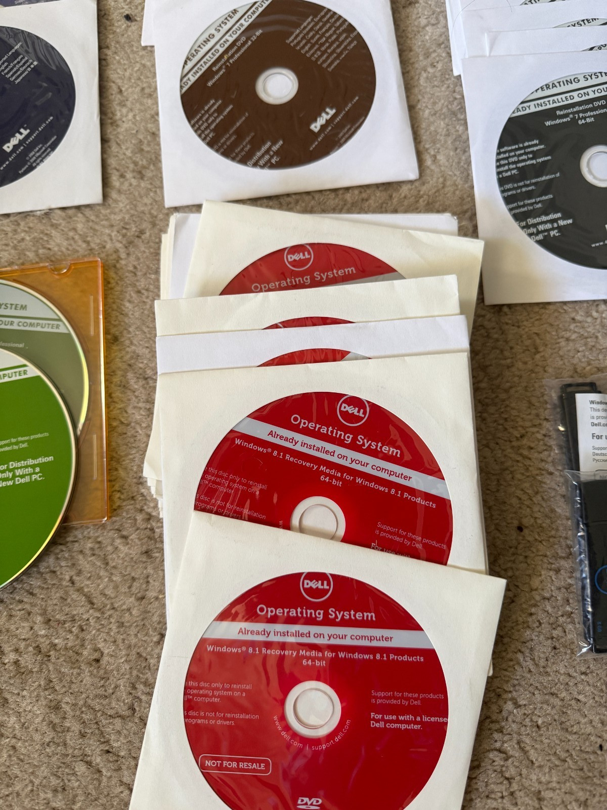 Lot of 57 OEM Dell Reinstallation Discs Windows XP Vista, 7, 8, 10 32 64 Pro USB