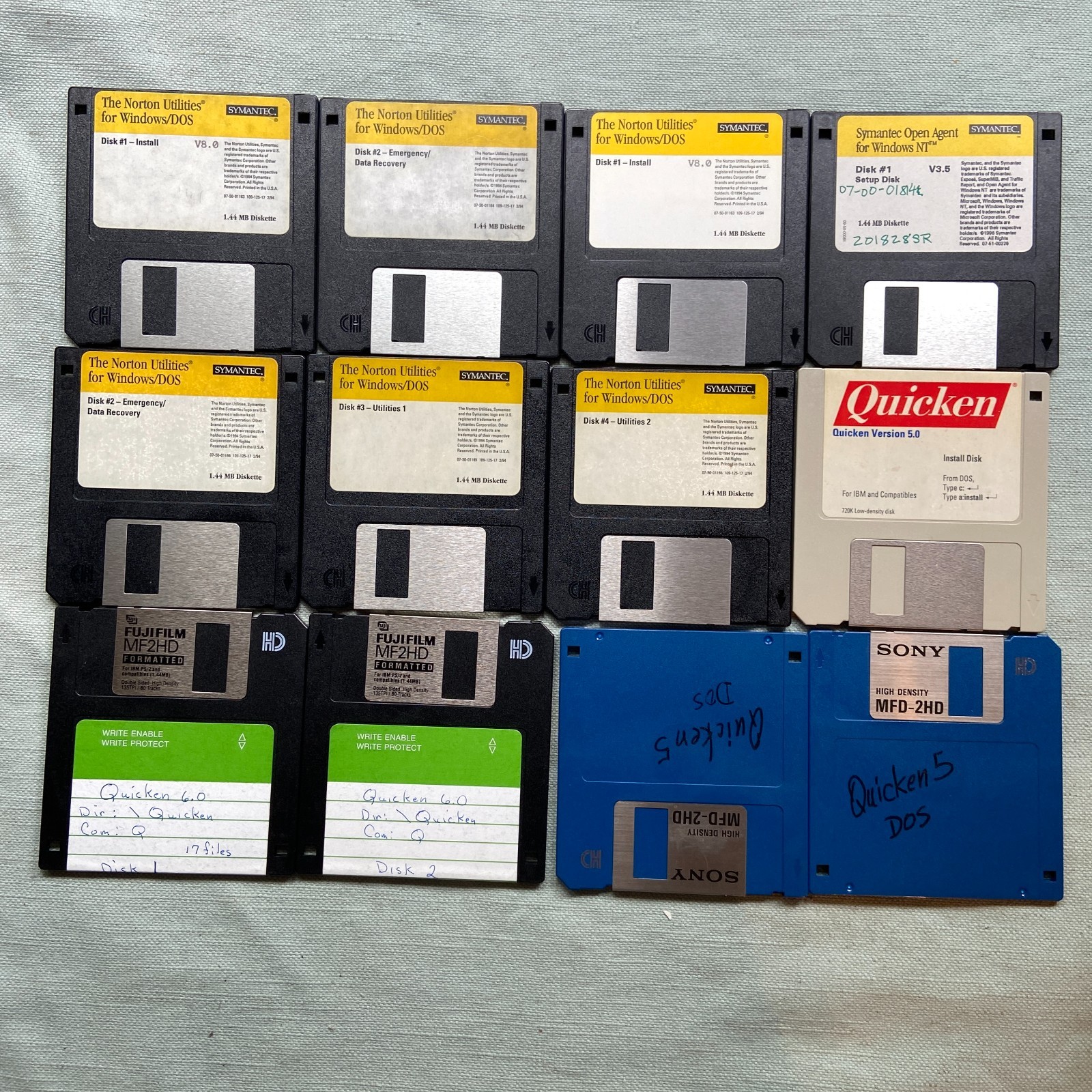 Vintage Software Lot 3.5” Norton Utilities 8.0 Symantec Quicken 5.0 DOS 1994 Win