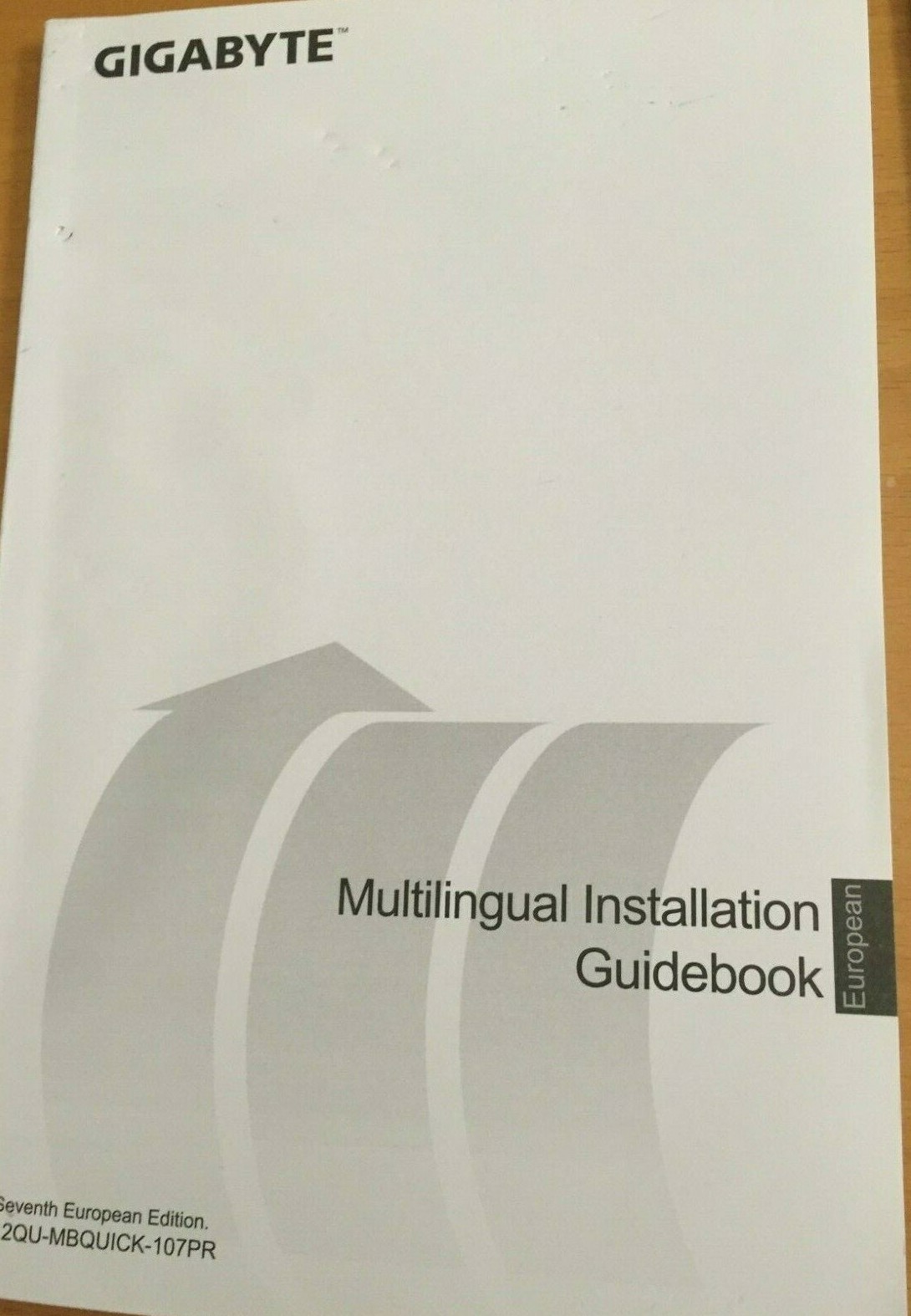 GIGABYTE INTEL 8 SERIES UTILITIES Ver.1.4. CD DVD with GA-H81M-S2PV BOOKLETS