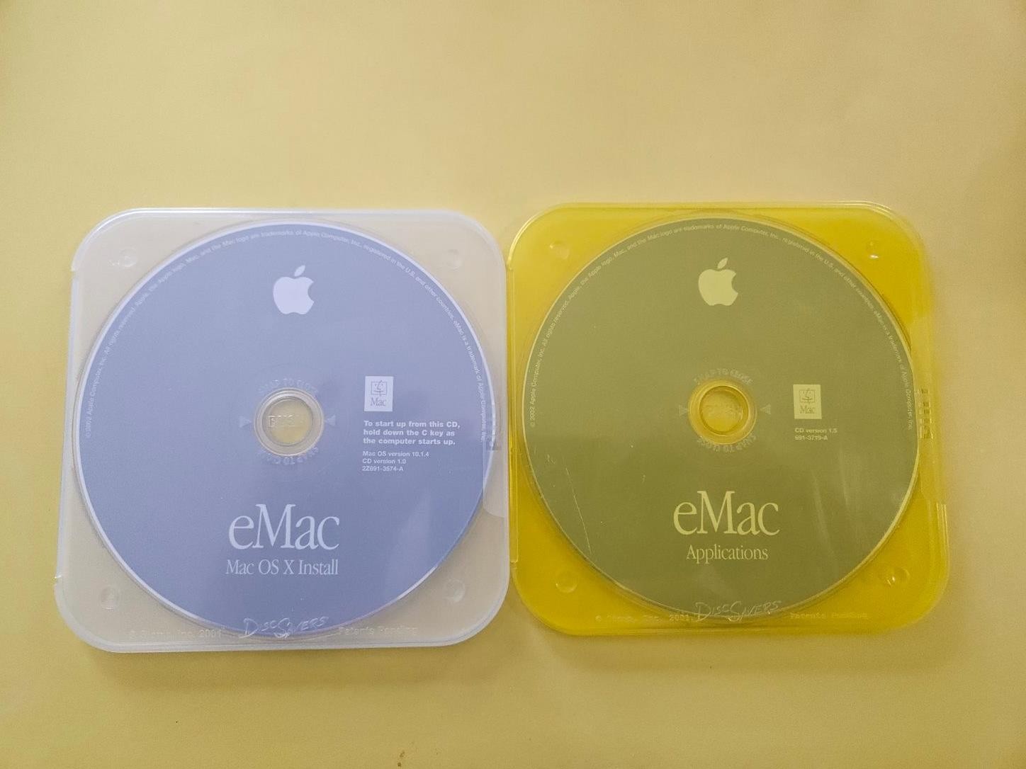Macintosh eMac Mac OS X 10.1.4 and Applications install Disc