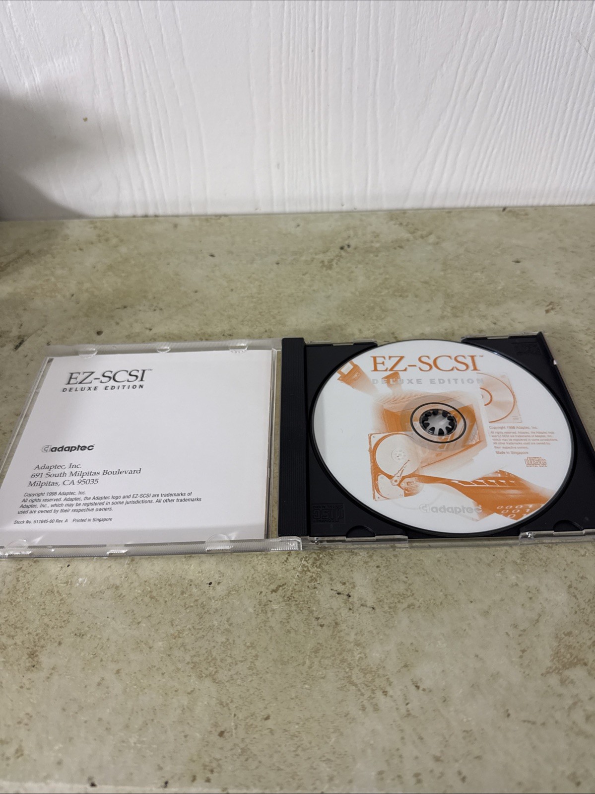 Adaptec EZ-SCSI Deluxe Edition CD-ROM 1998