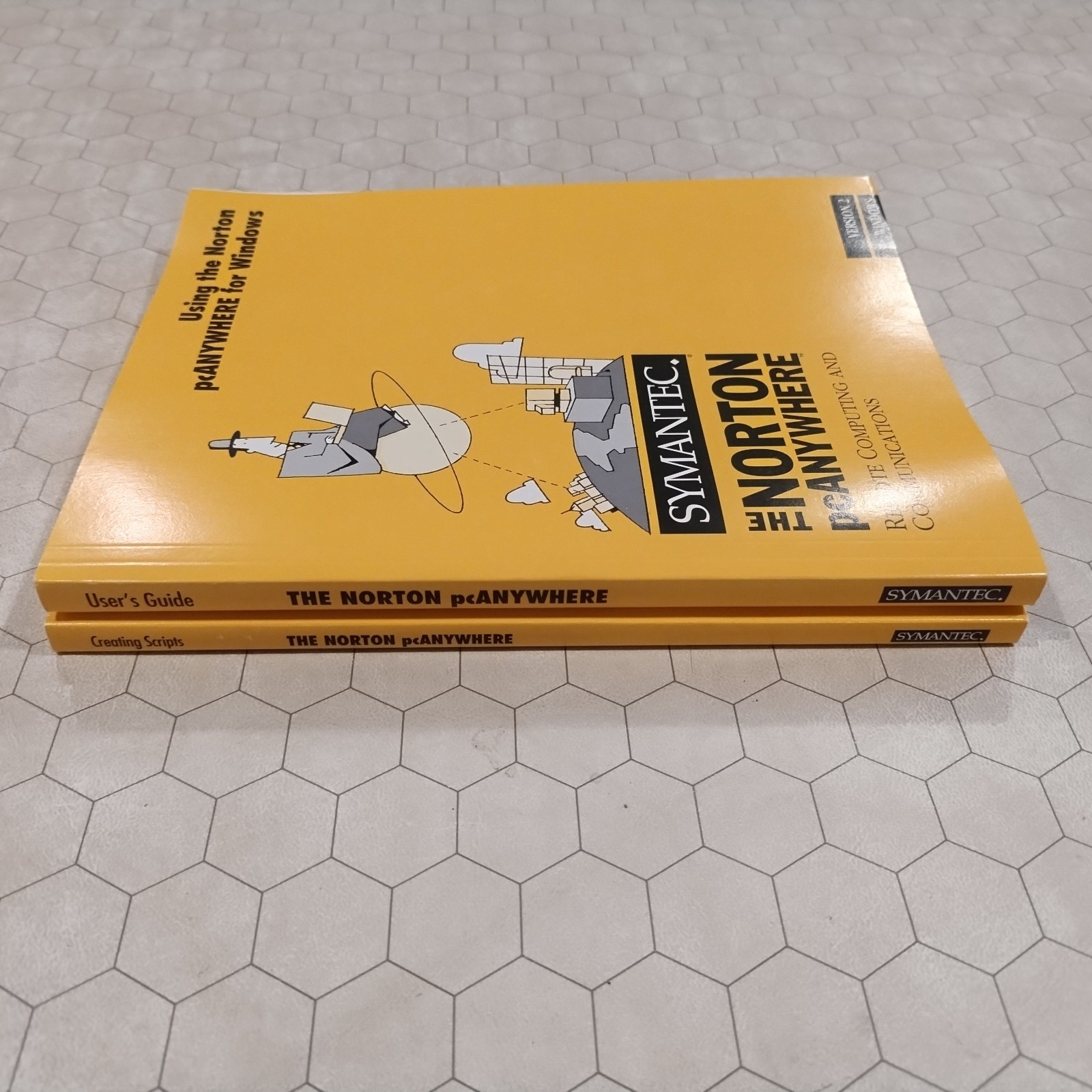 The Norton pcAnywhere Version 2.0, Windows, Symantec, IBM/PC, 3.5″ disks, 1994