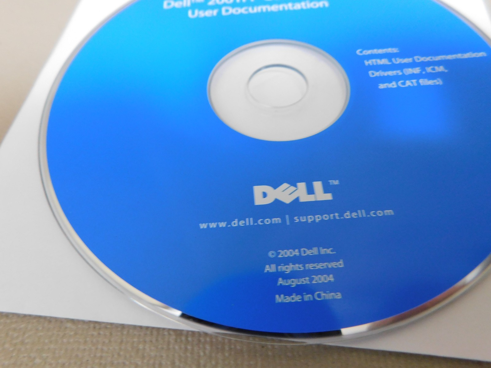 Dell Tools CD – User Documentation – 2001FP Color Monitor August 2004 ~ CD-ROM