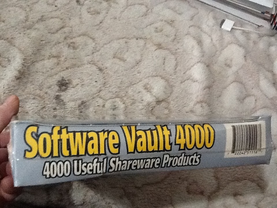 Macintosh CD-Rom Software VAULT 4000 Mac New Sealed MACSOFT VERY RARE