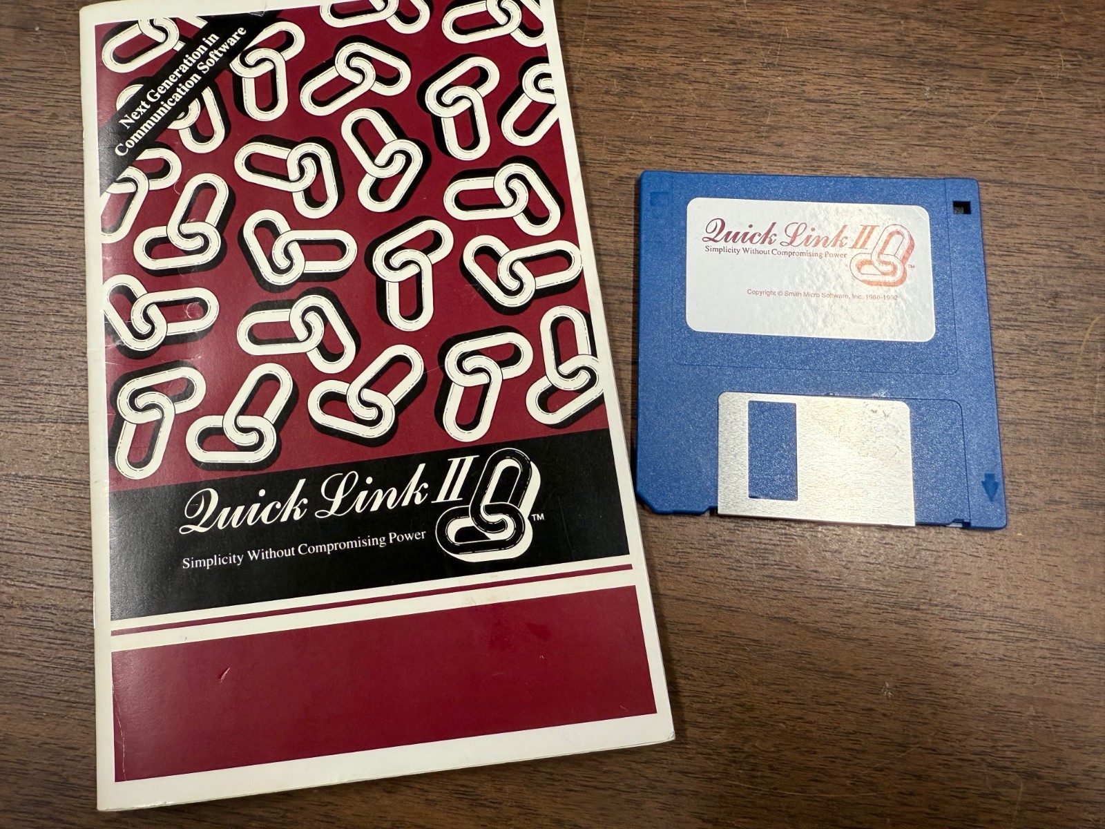 Vintage Macintosh software : QUICK LINK II / COMMUNICATE LITE 3-1/2 disks