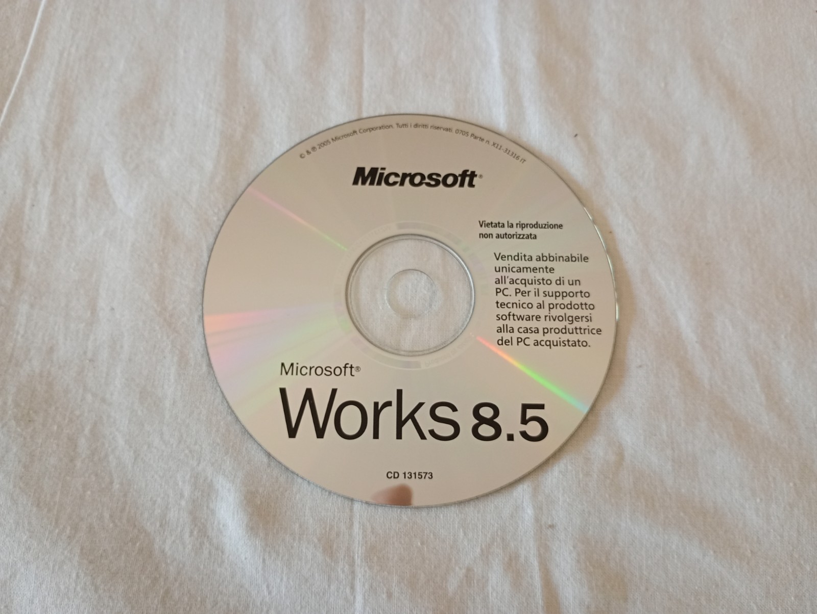 Microsoft Works 8.5 Windows PC with Original Italian Serial Certificate