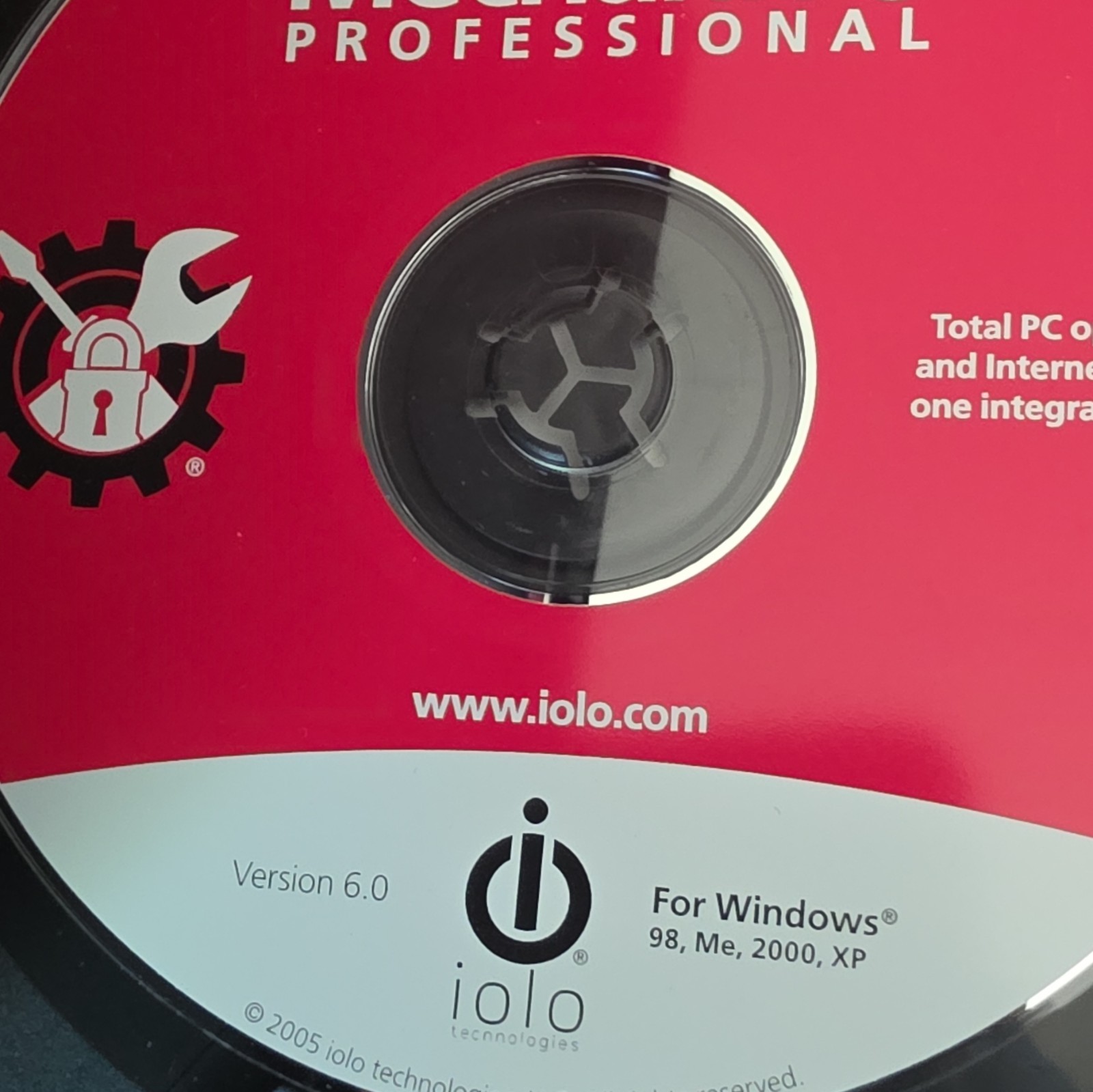 iolo System Mechanic 6 Professional v6.0 CD for Windows 98/Me/2000/XP
