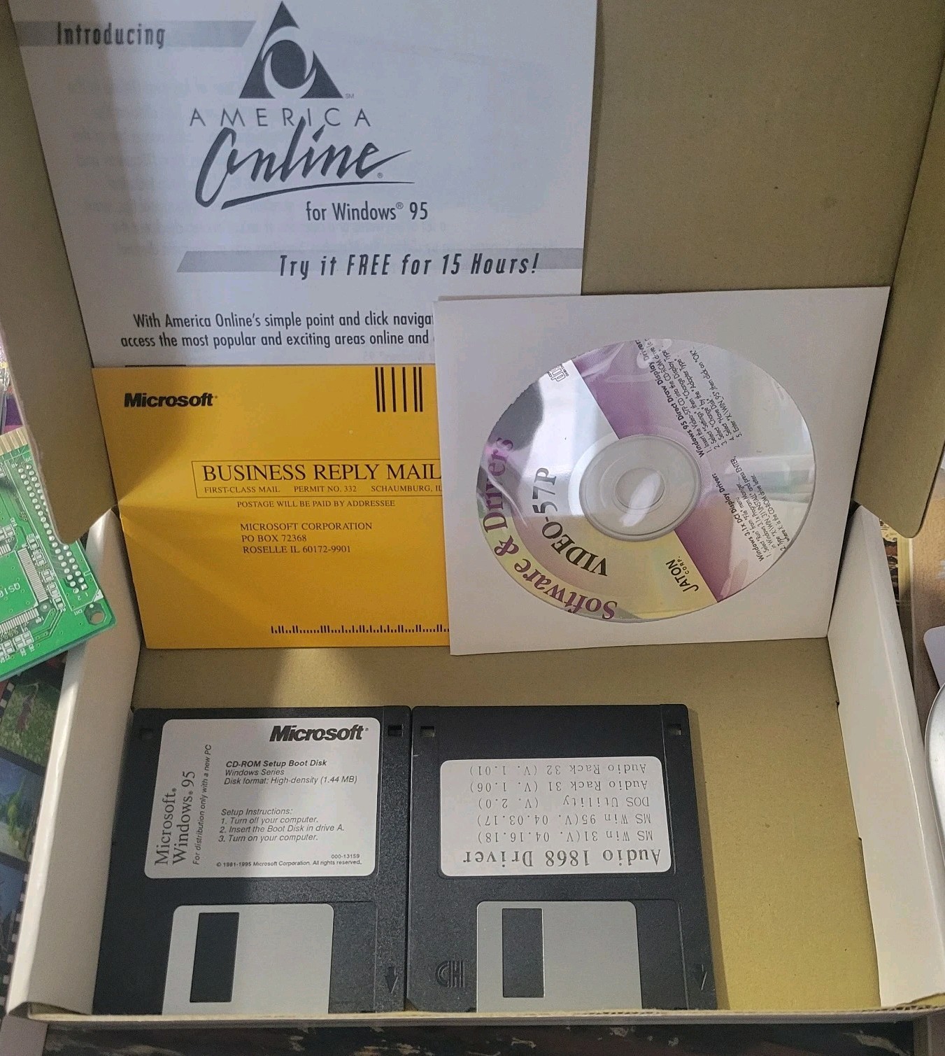 Jaton Video 57P Box w/ Paperwork, Discs and LWHA151A00 ISA Sound Card
