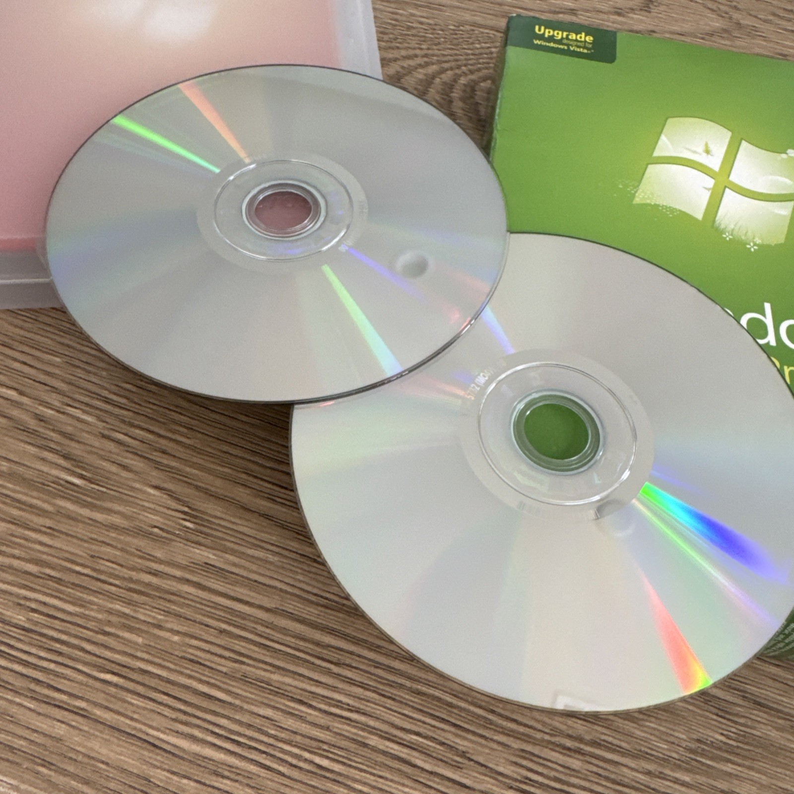 Microsoft Windows 7 Home Premium Upgrade 32 & 64 Bit DVDs MS Windows With Key