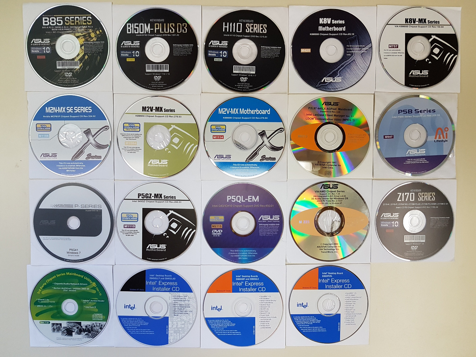 Choose 1 / Asus Gigabyte Intel / Motherboard Drivers and Applications CD/DVD