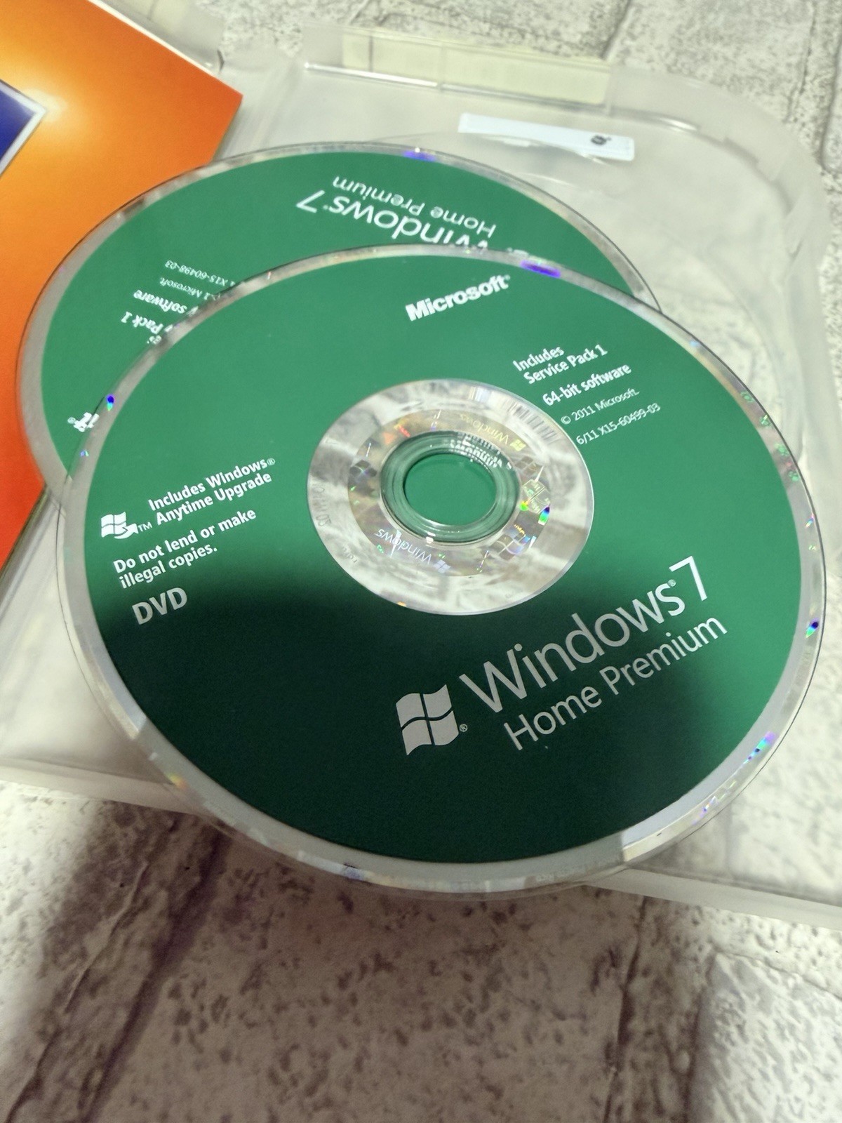 Microsoft Windows 7 Home Premium 32 Bit Only DVD w/License Key-