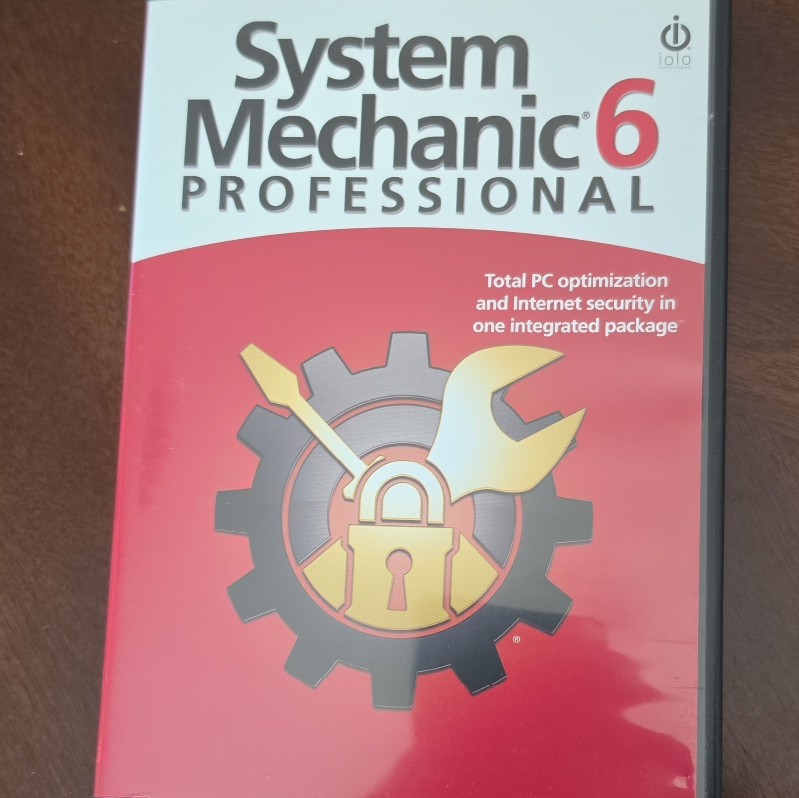 iolo System Mechanic 6 Professional v6.0 CD for Windows 98/Me/2000/XP