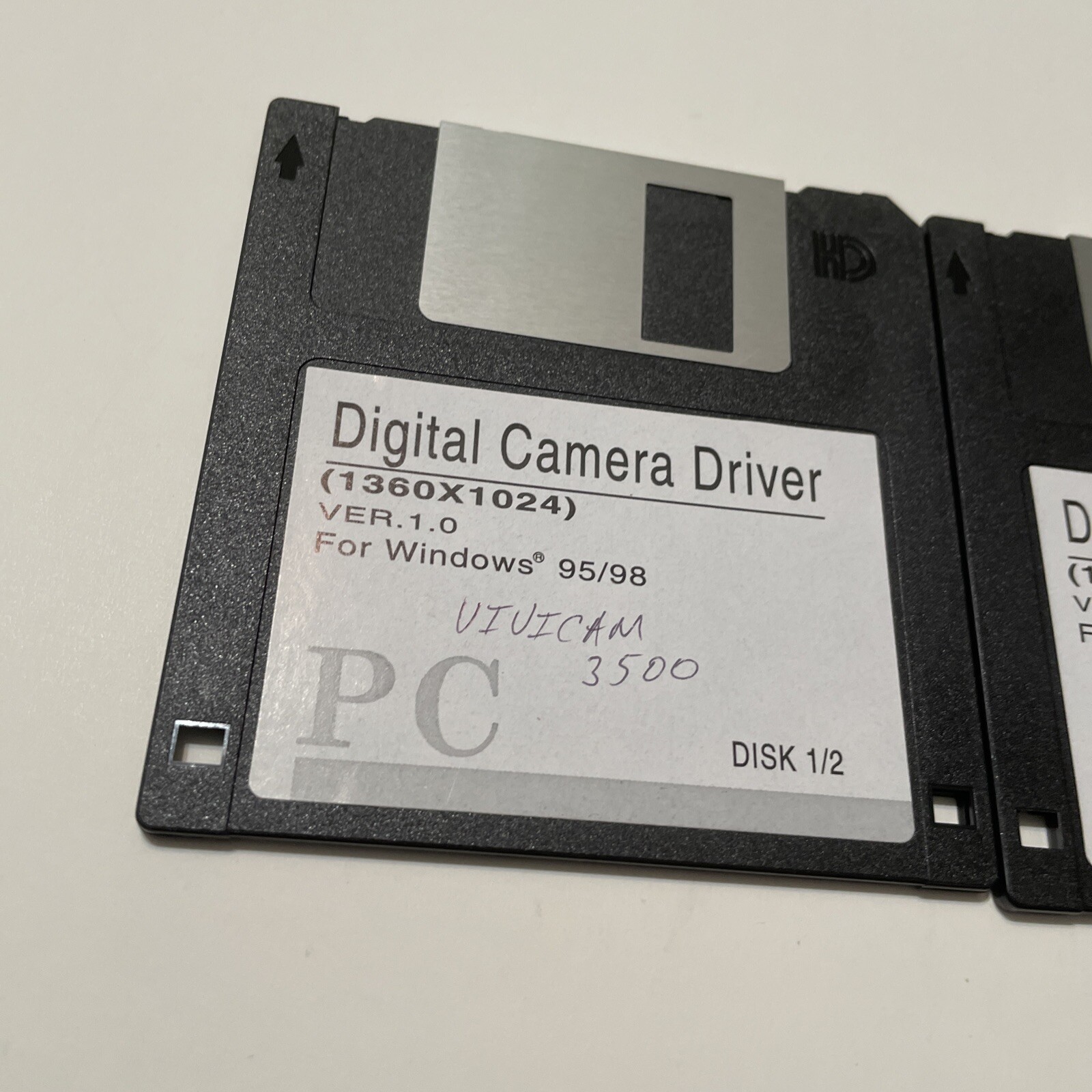 Digital Camera Driver for Windows 95/98 vintage 3.5″ floppy