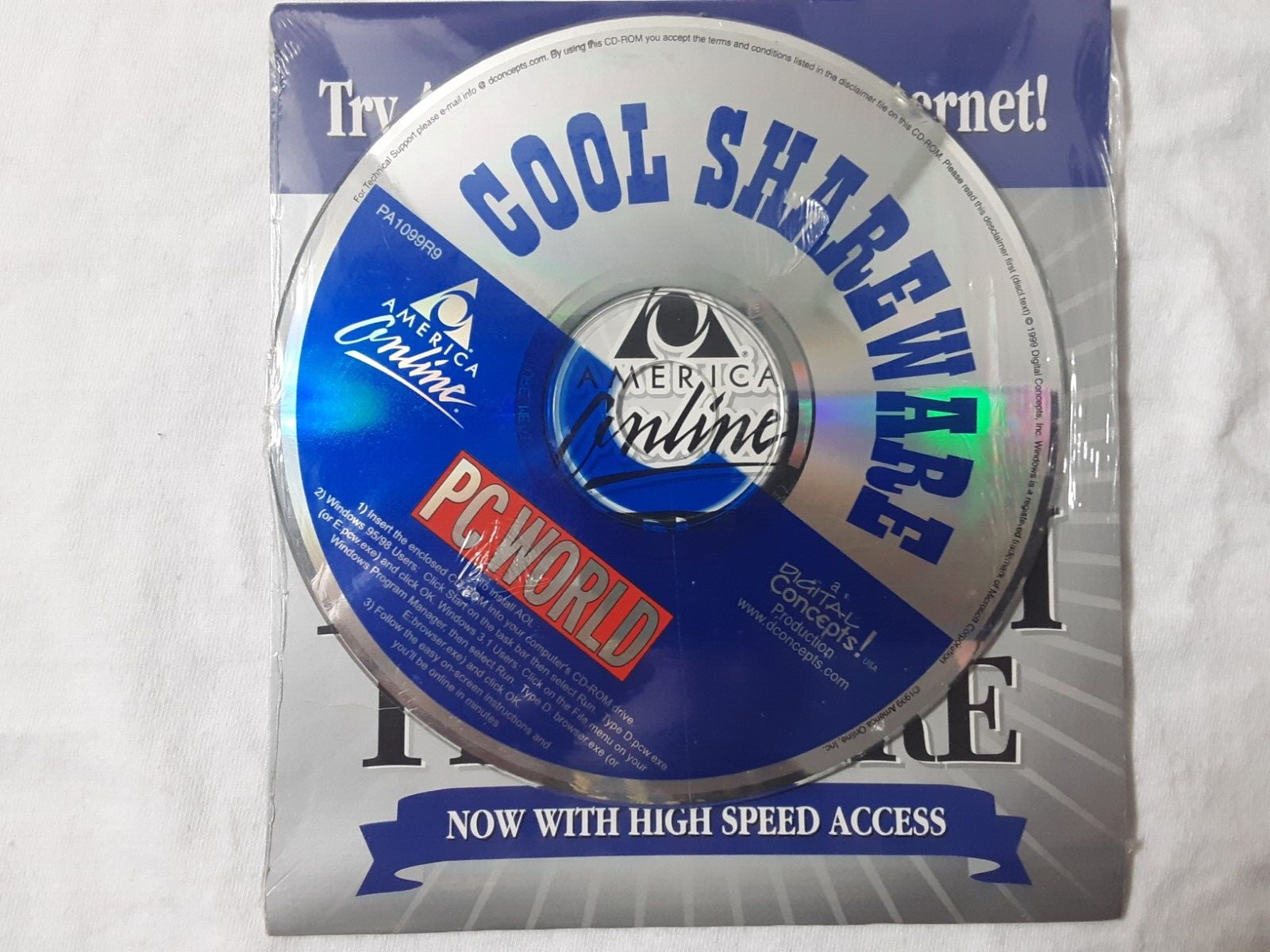retro 1999 CD-Rom PC World Cool Shareware, AOL certificate FREE SHIPPING rare