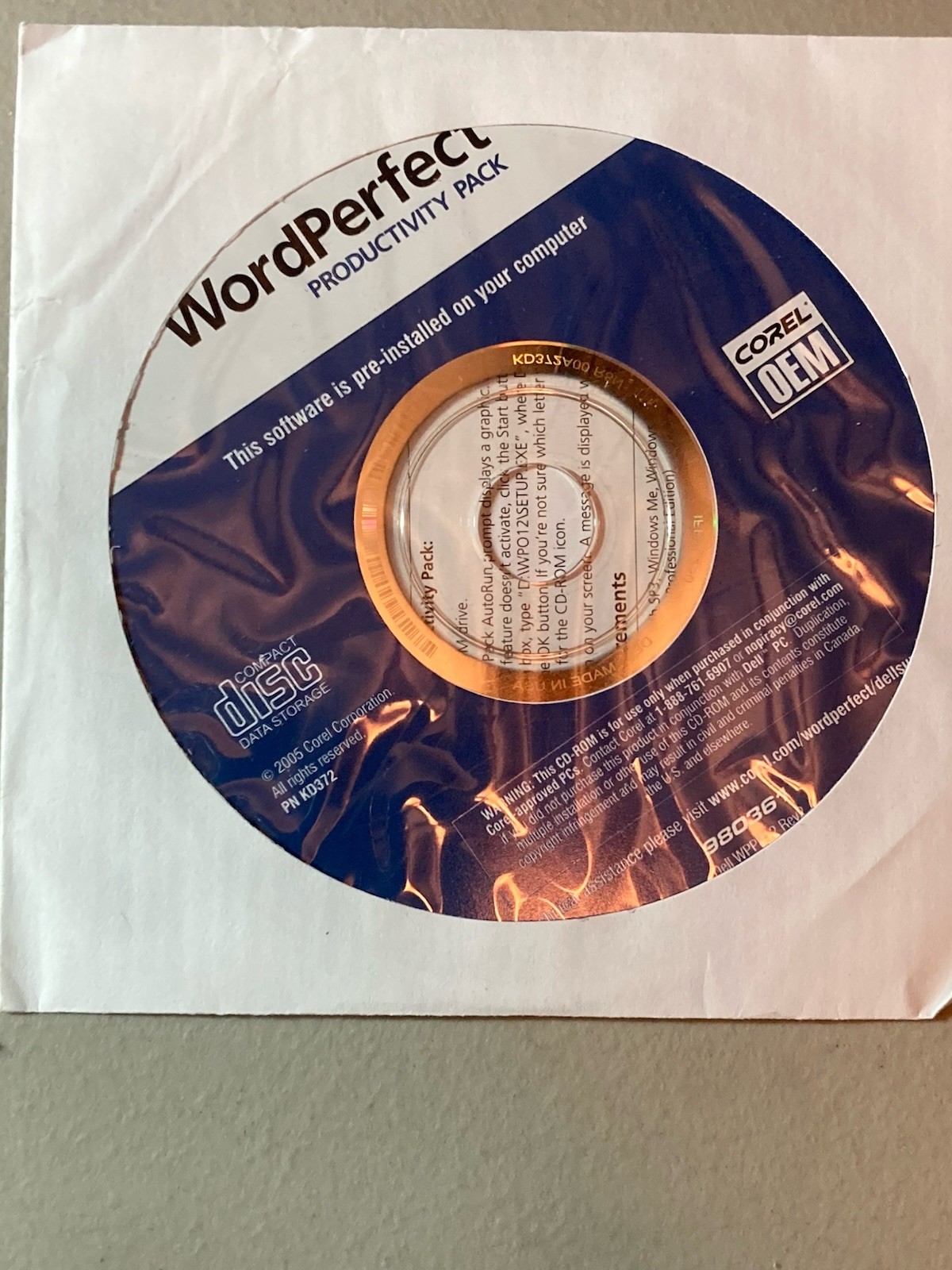 8-DELL Installation CDs Drivers, Applications, Word Perfect, Operating System XP