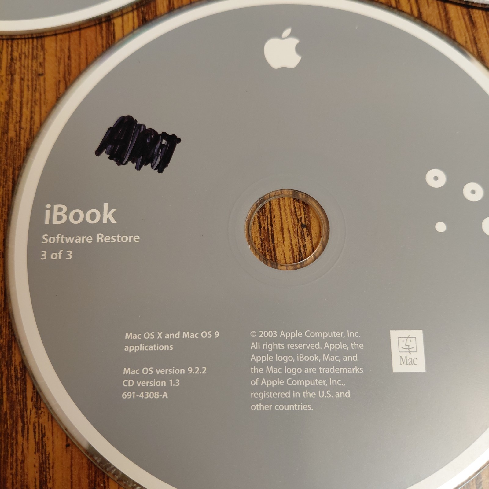 2003 Macintosh Mac iBook Disc v1.3 Software Restore For Mac OS X 9 9.2.2 3 CDs