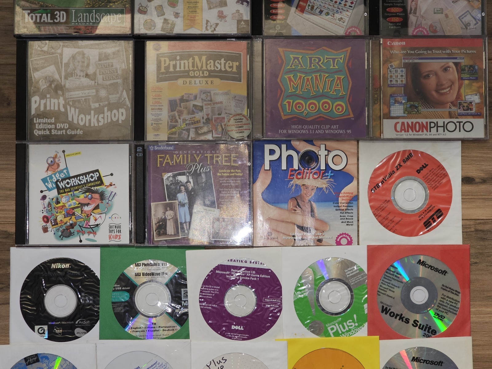 Lot of 27 program Installation, driver, software update CD-ROM discs