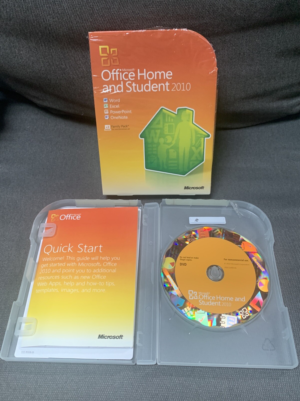 Microsoft Windows 7 Home Premium + Office Home And Student 2010 w/License Key