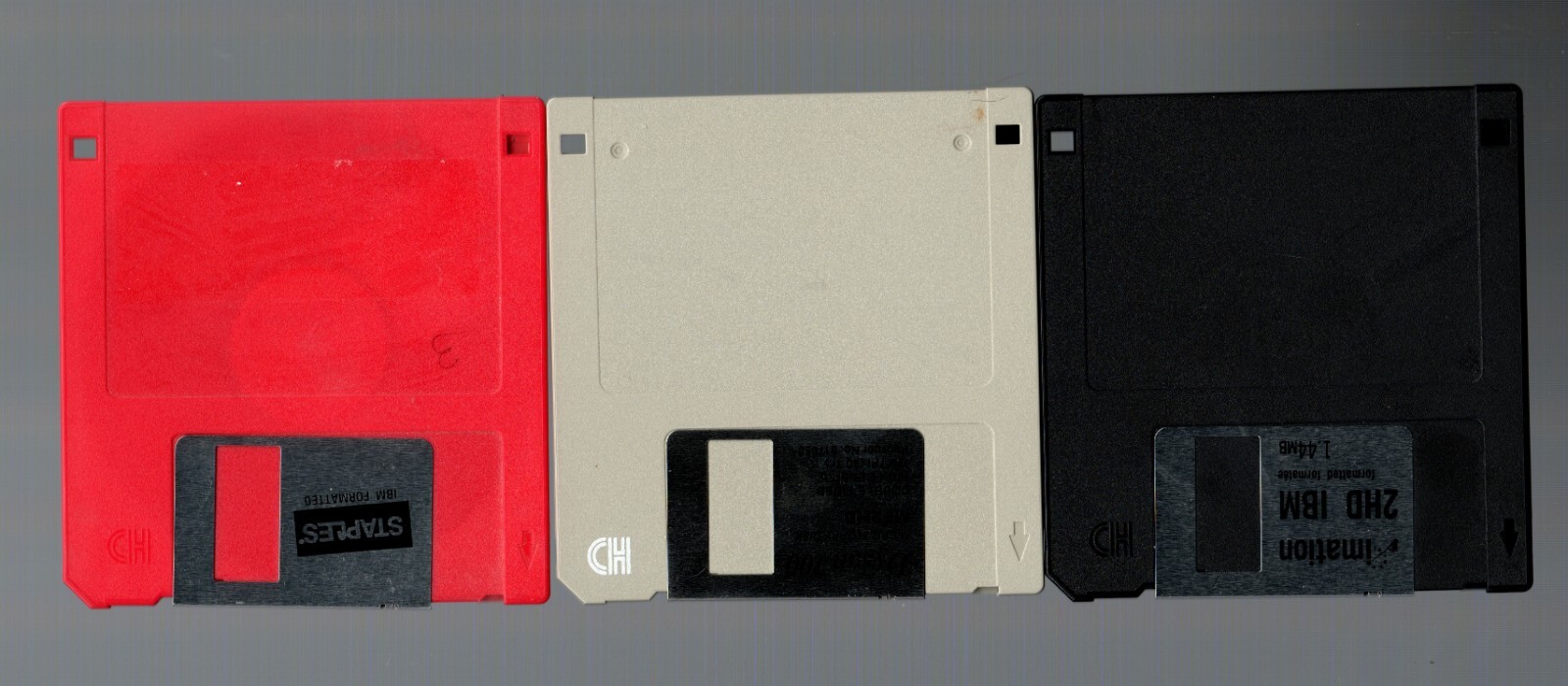 Commoddore 64-128 – 3.5 inch – Pak of 25 – Formatted.