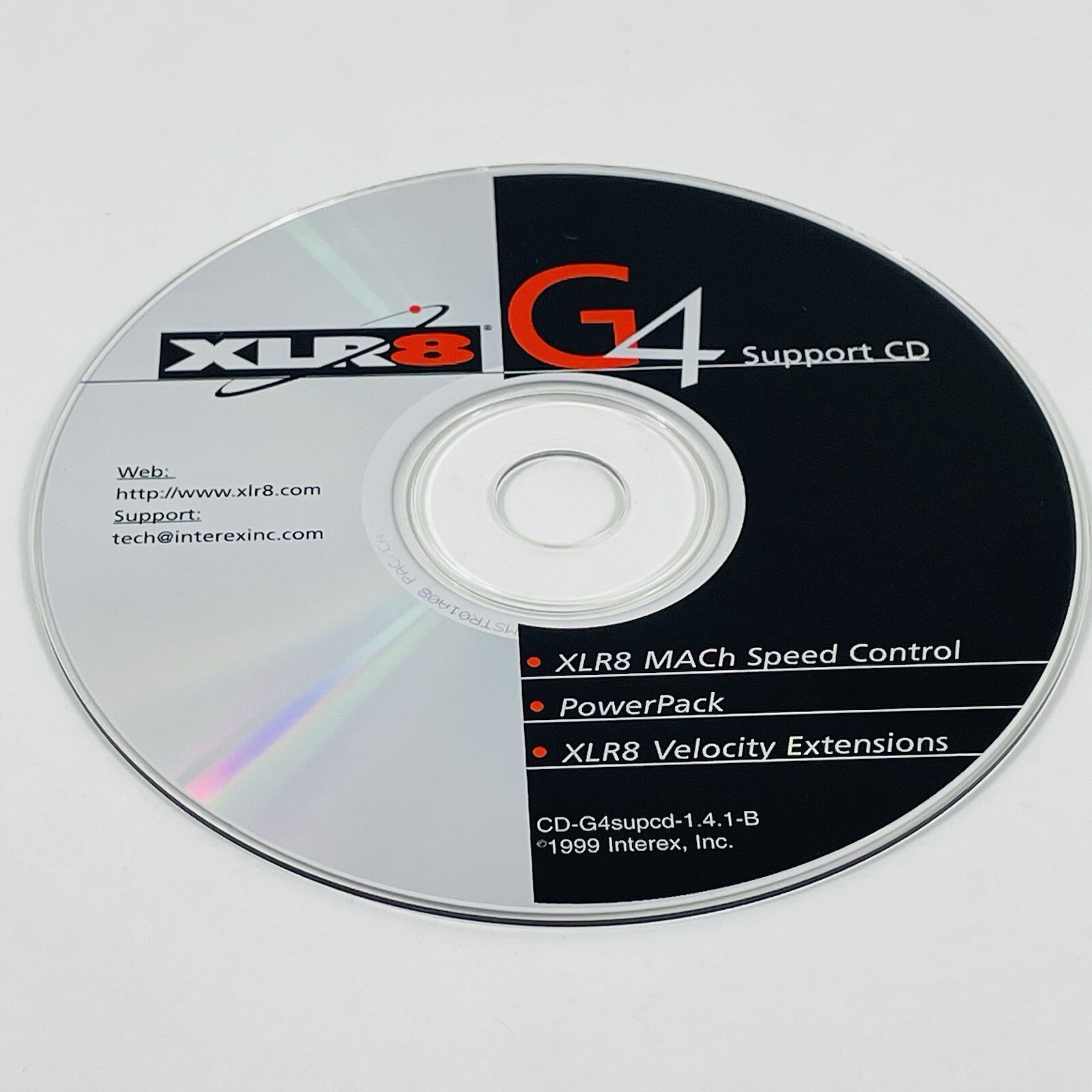 XLR8 Universal Install and G4 Support CD-ROM Discs 1999 Interex, Inc.