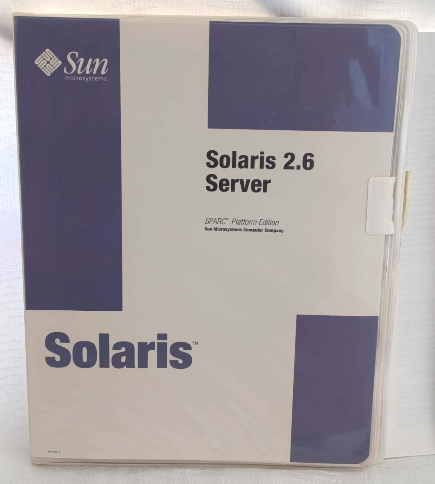 1997 SUN MICROSYSTEMS Solaris 2.6,_Many books and 4 CDs_used