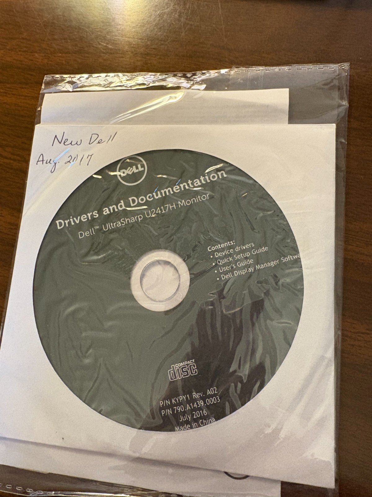 DELL UltraSharp U2417H Monitor Drivers and Documentation DVD