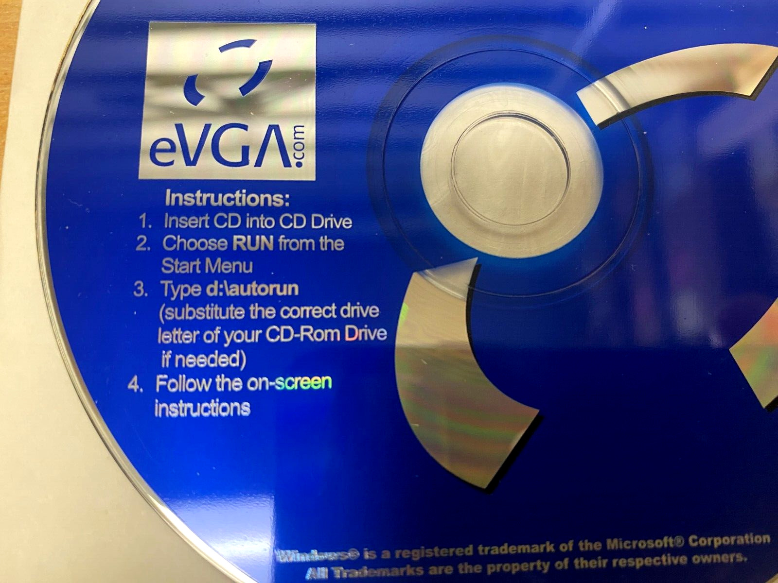 eVGA Display Driver Installation Version 32.1 Windows 98/SE/ME/NT – 4.0/2000/XP