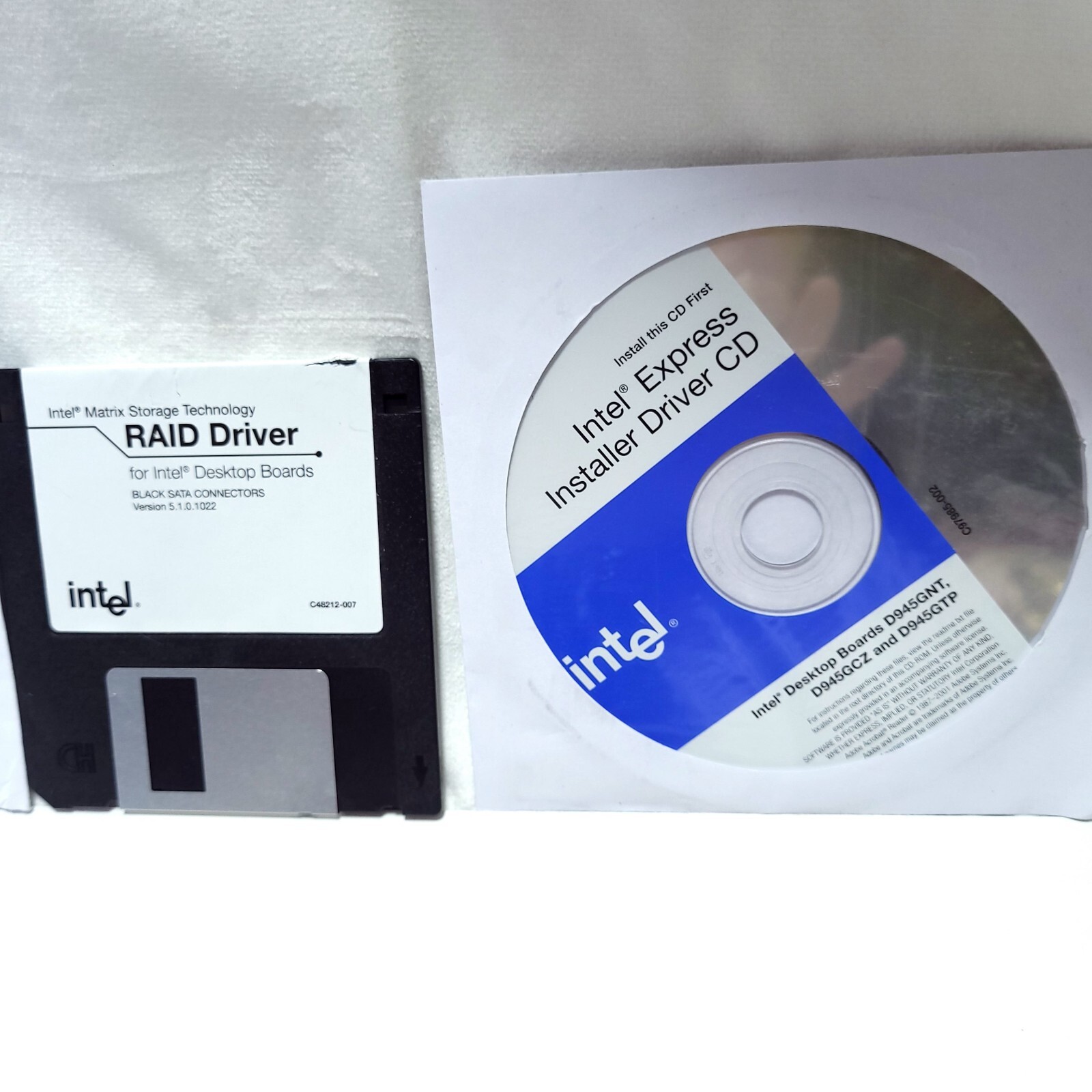 Intel Desktop Boards CD Reference Guides Software Lot D945GNT D945GTP D945GCZ