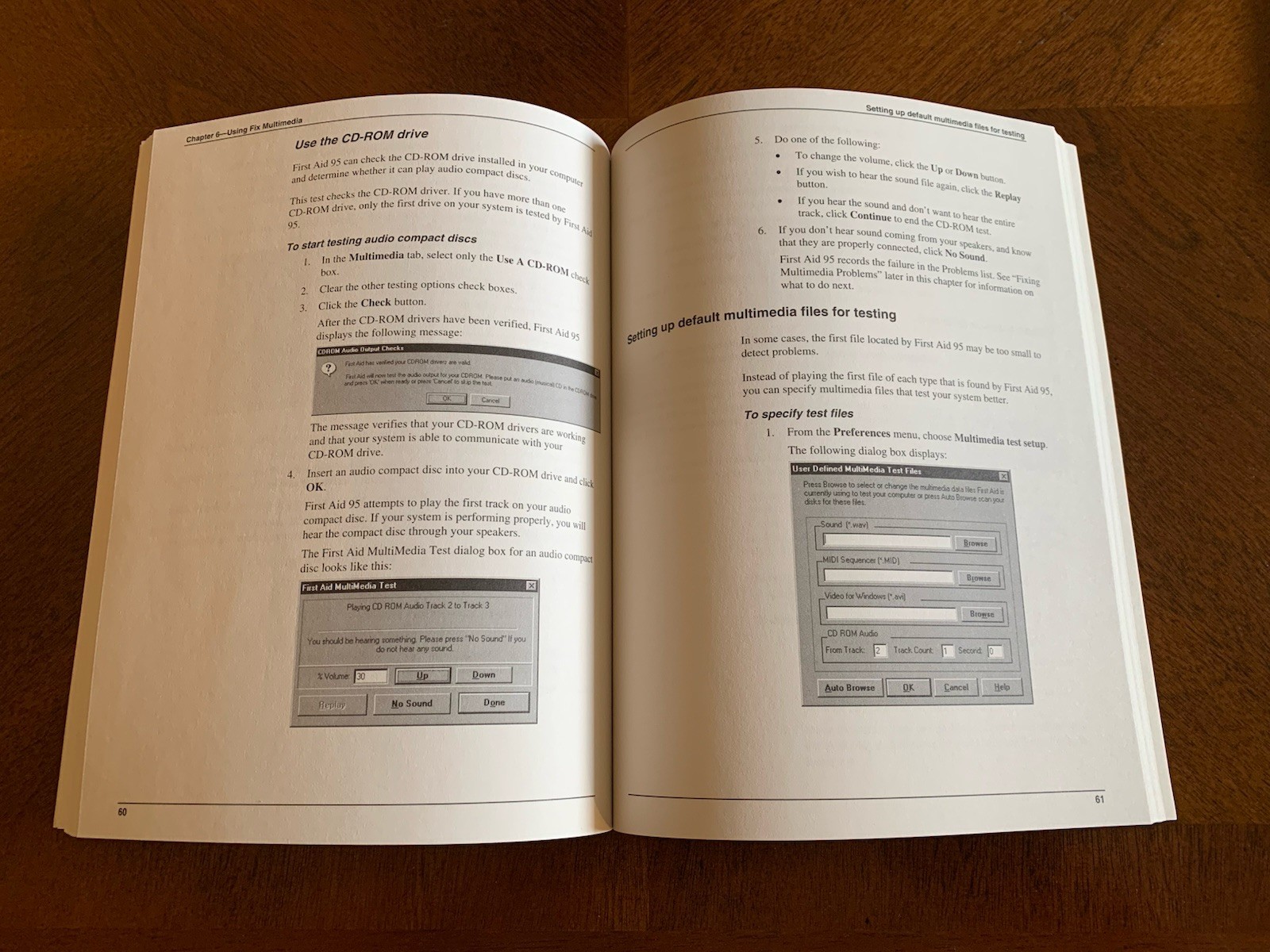 CyberMedia FIRST AID 95 For Windows 95 – 3.5″ discs, manuals, service guide