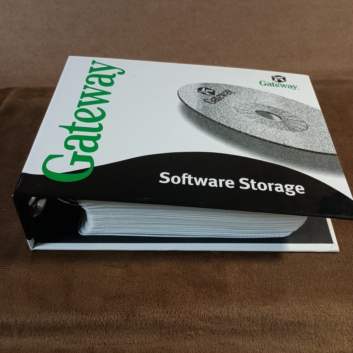 Vintage Gateway CD/DVD Software Storage Binder w/ 5 Software Discs