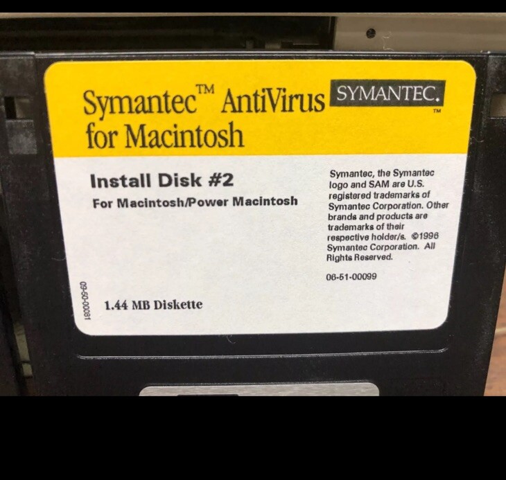 Symantec Antivirus for Macintosh Software 3-1/2″ disks – vintage Mac software
