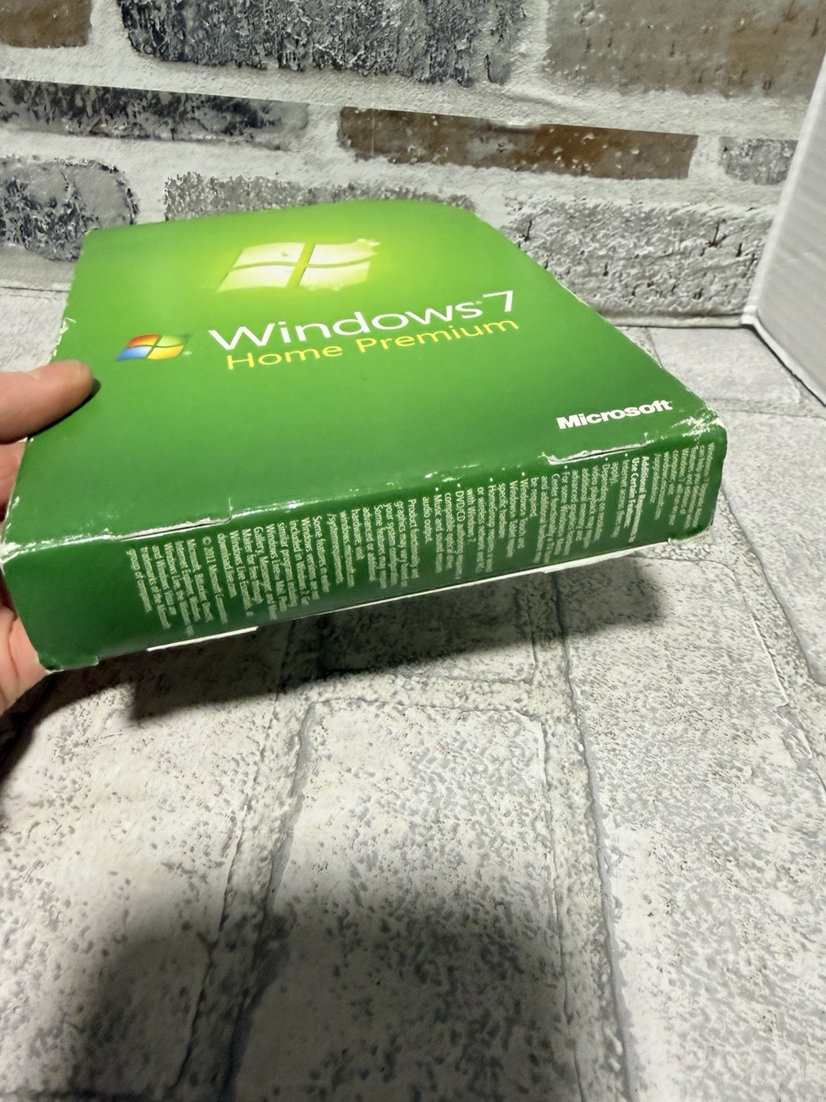 Microsoft Windows 7 Home Premium 32 Bit Only DVD w/License Key-