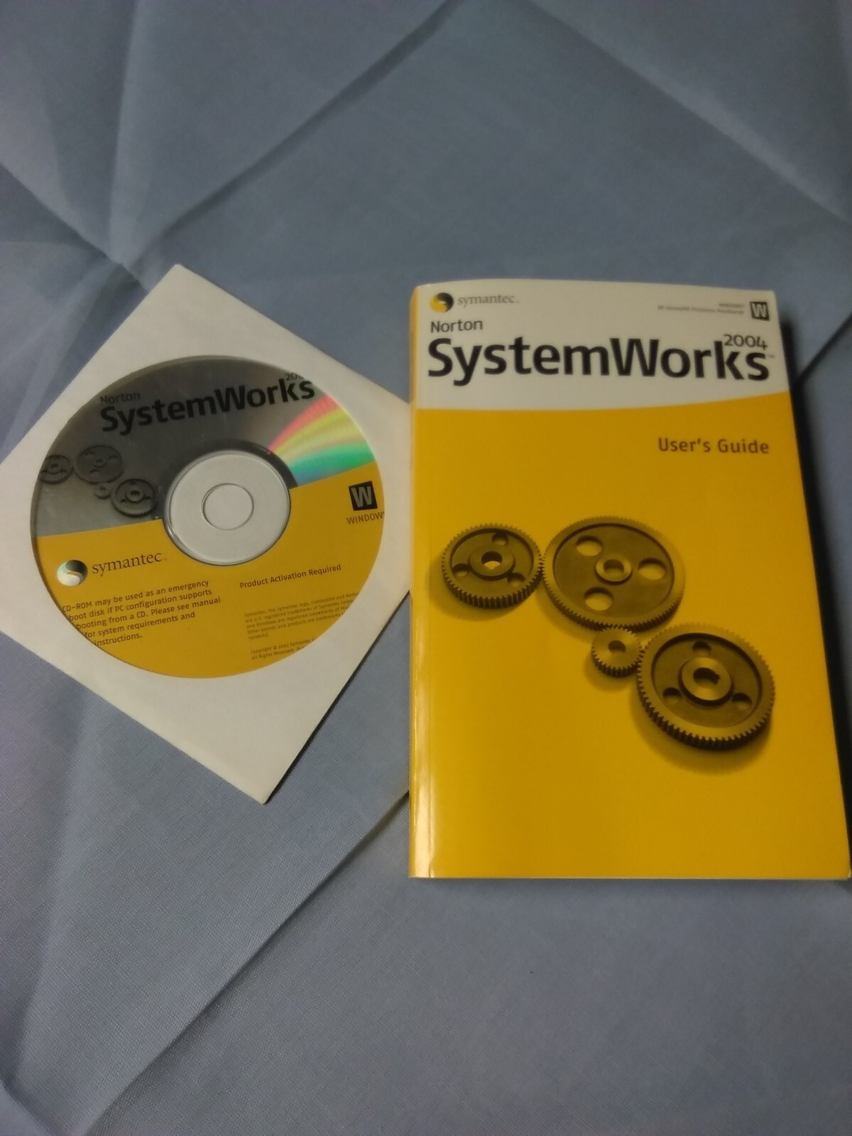 Symantec Norton SystemWorks 2004 Key – Disc User’s Guide Original Box – Windows