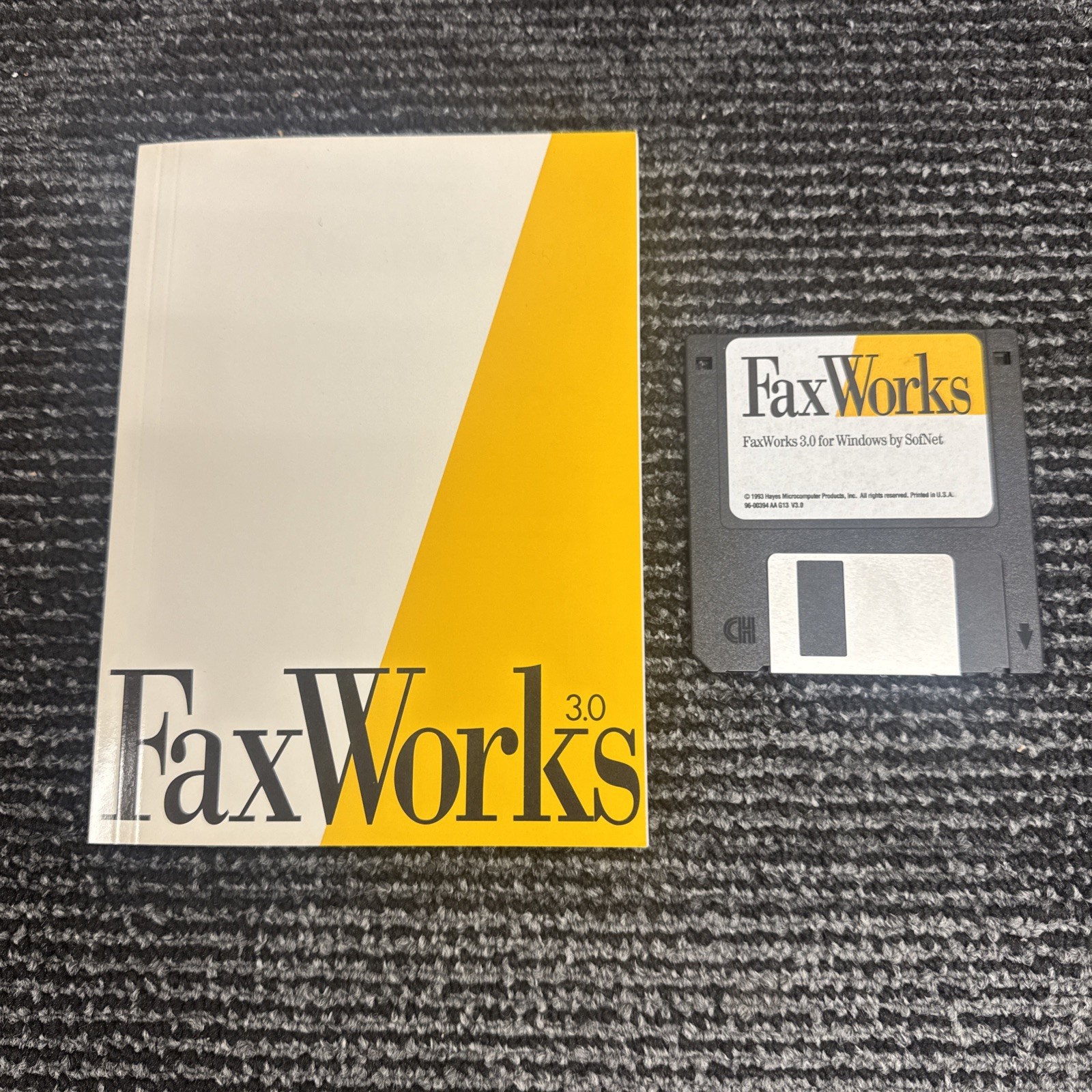 FaxWorks 3.0 for Windows by SoftNet ~ 3.5″ disks 1993 w/USER’S GUIDE