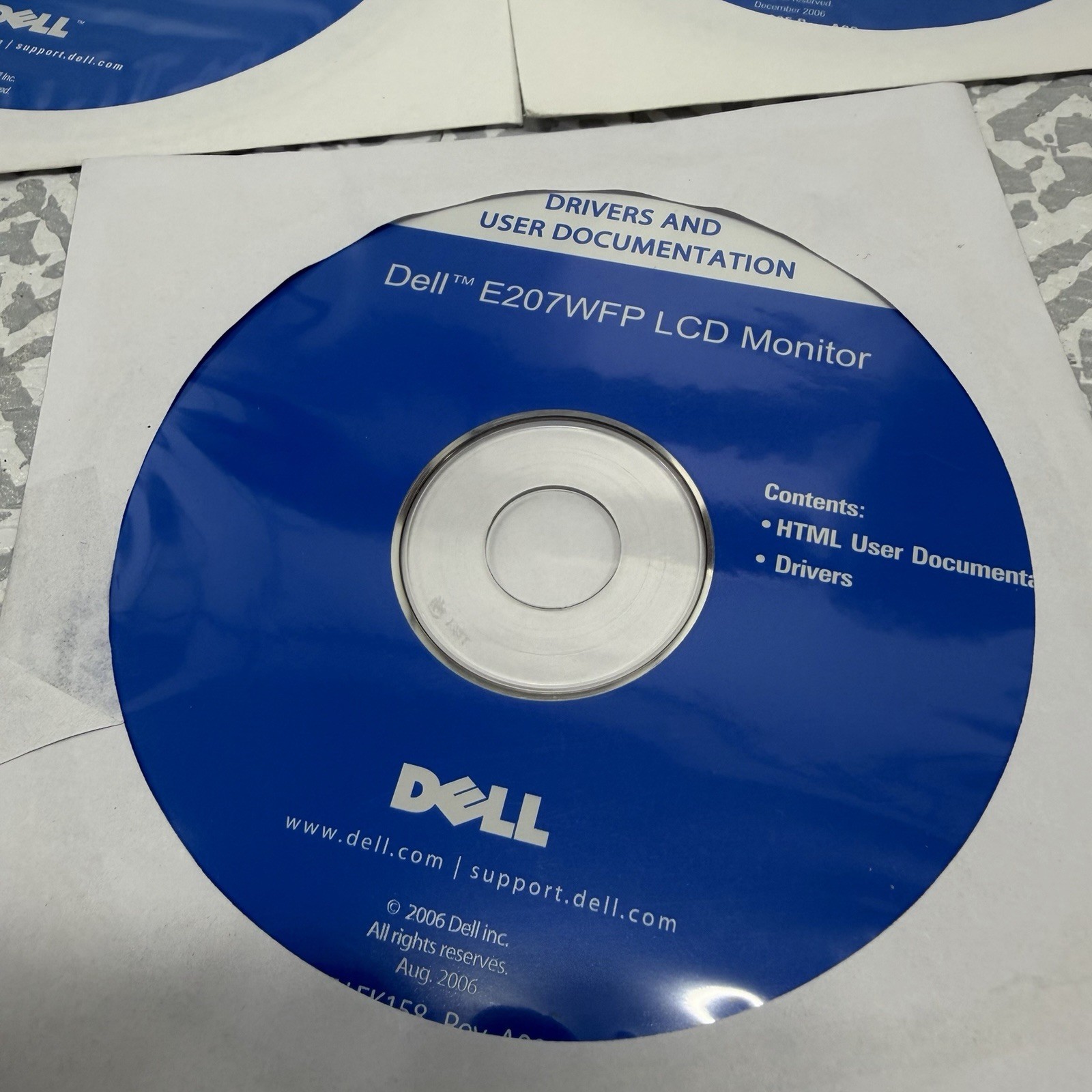 Vintage Dell Software Disc Lot – ResourceCD, Monitor Drivers, Application Disc