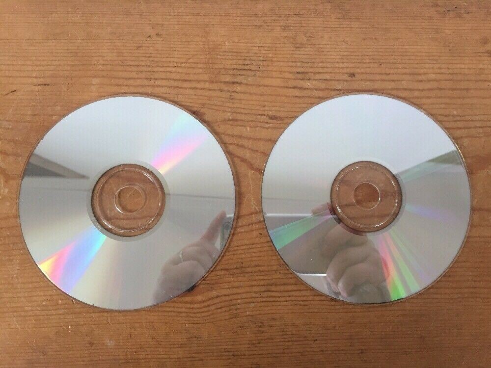 Set of 2 1997 Macintosh Mac OS 8 Fundamental Sales Marketing Training Tools CDs