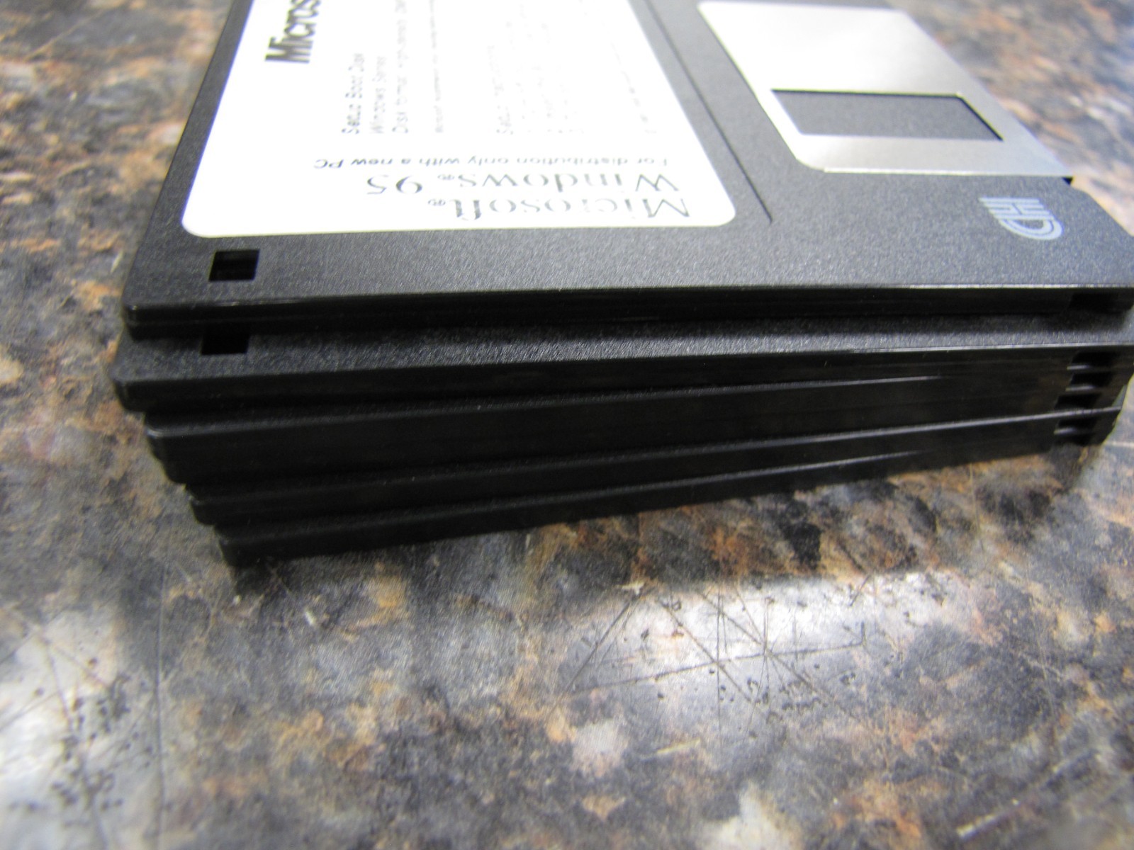 Set of (6) Microsoft Windows 95 Install High Density Disks 1991-1995 -MR22