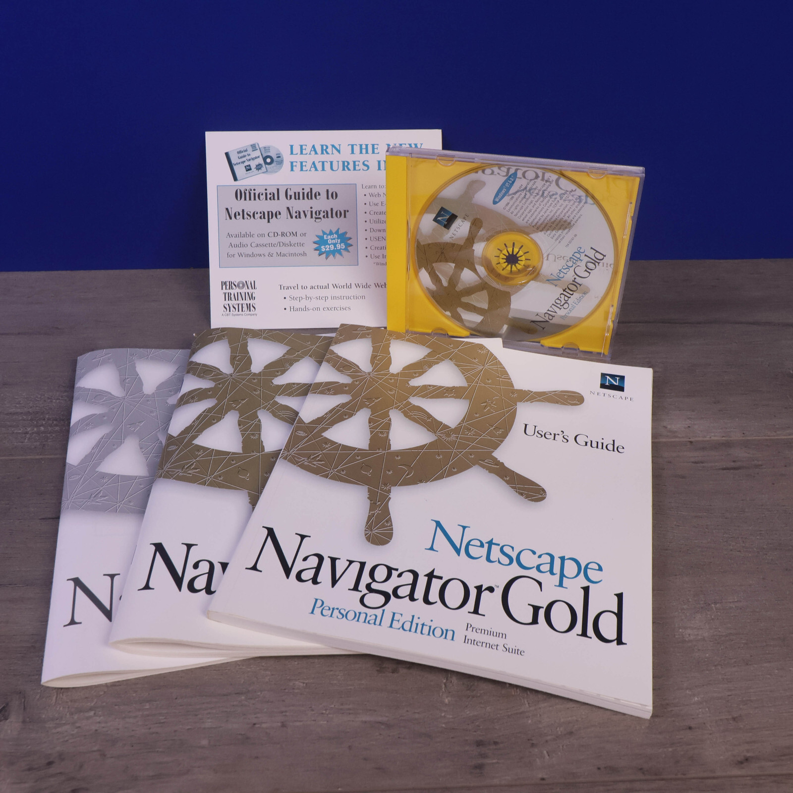 Vtg NETSCAPE NAVIGATOR Gold Browser BIG BOX COMPLETE Windows 95 & 3.1 CD 1996