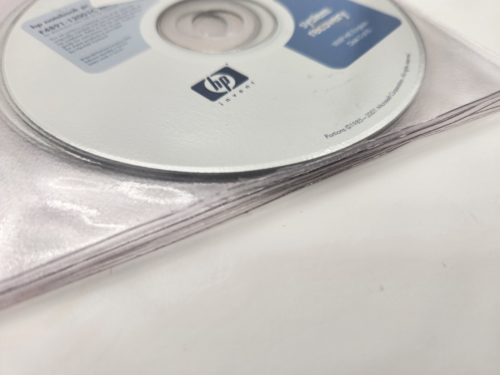 NEW OEM 2002 HP Notebook system recovery disks F4891-12001A zed100