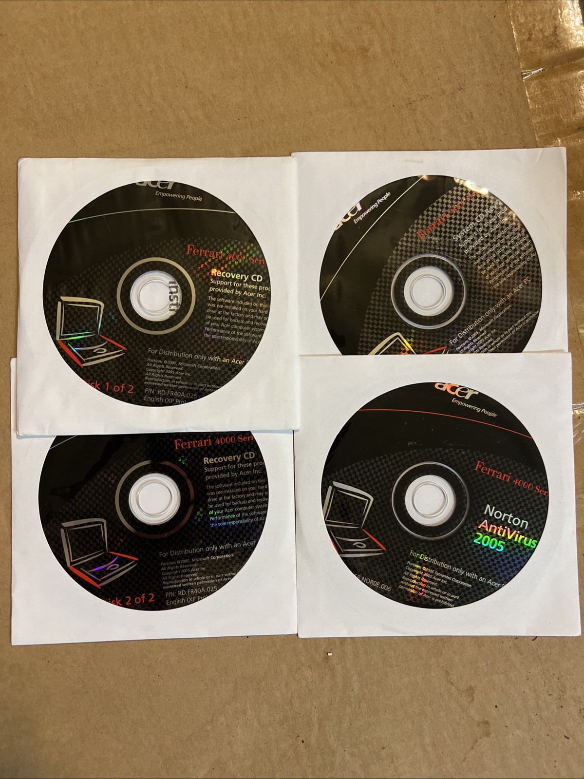 Acer Ferrari 4000 Recovery and System CDs (69D)