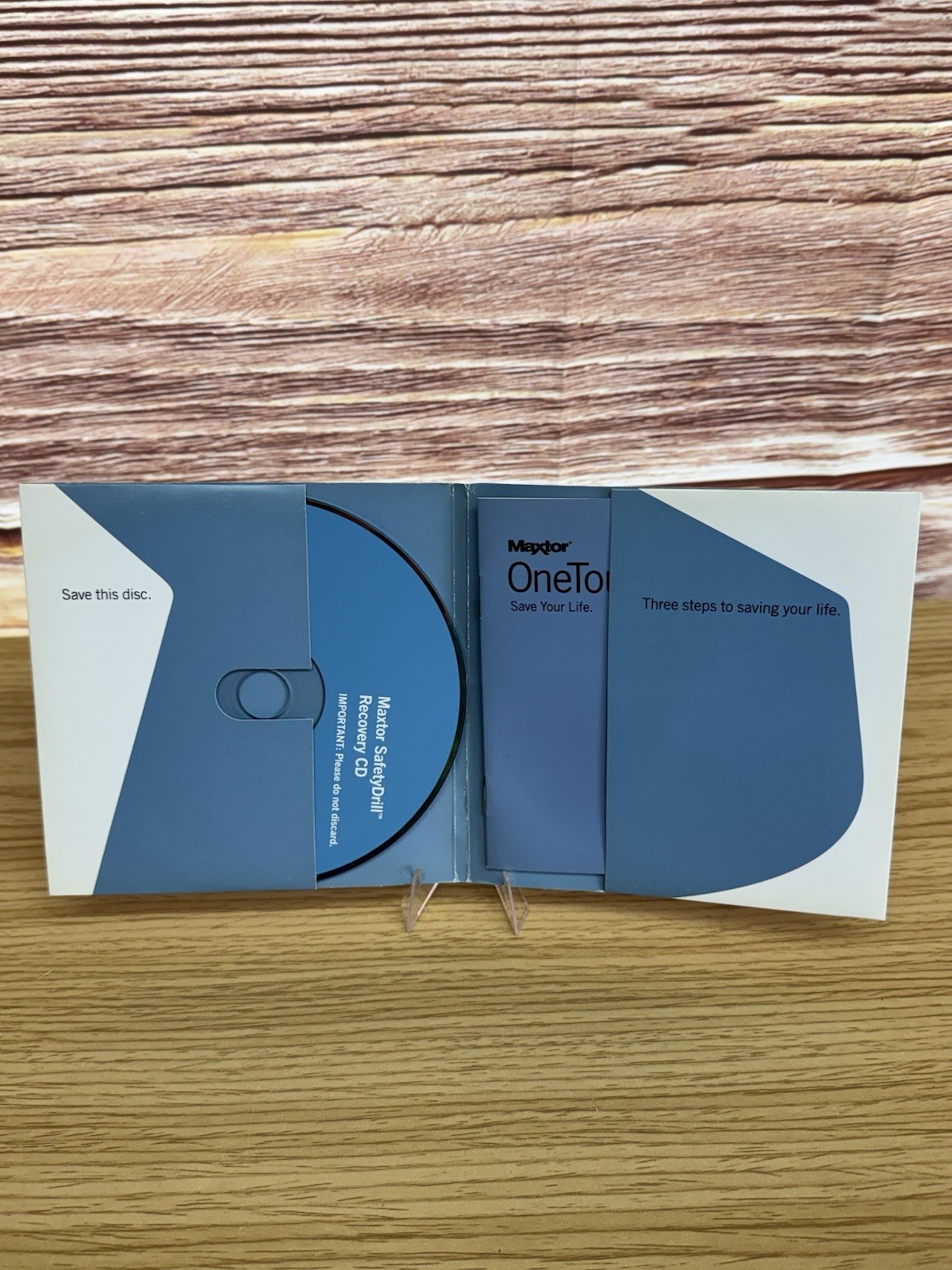 Maxtor Safety Drill Recovery CD for OneTouch 4 Mini Seagate (Recovery Disc Only)