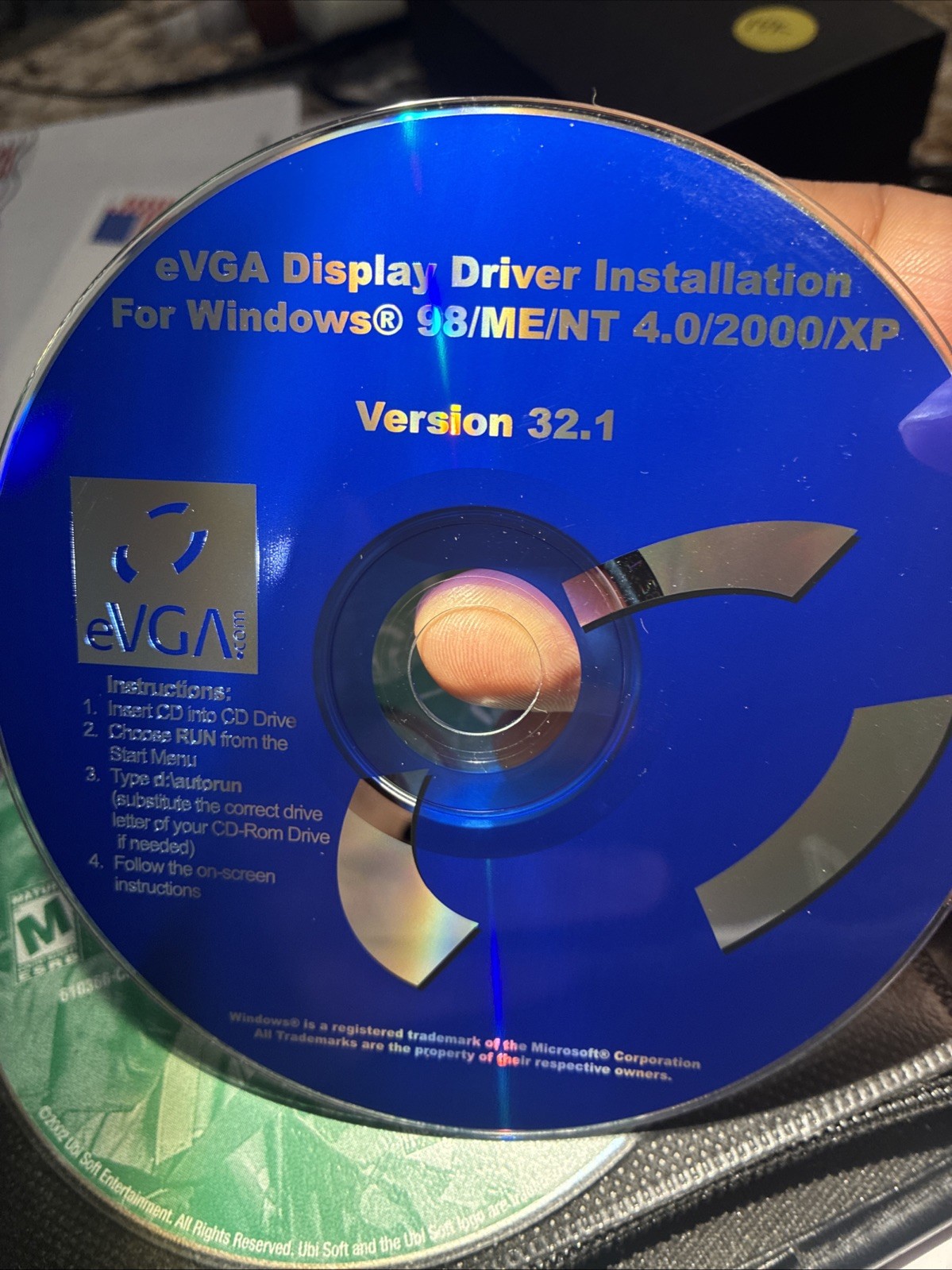 eVGA Display Driver Installation Version 32.1 Windows 98/SE/ME/NT – 4.0/2000/XP