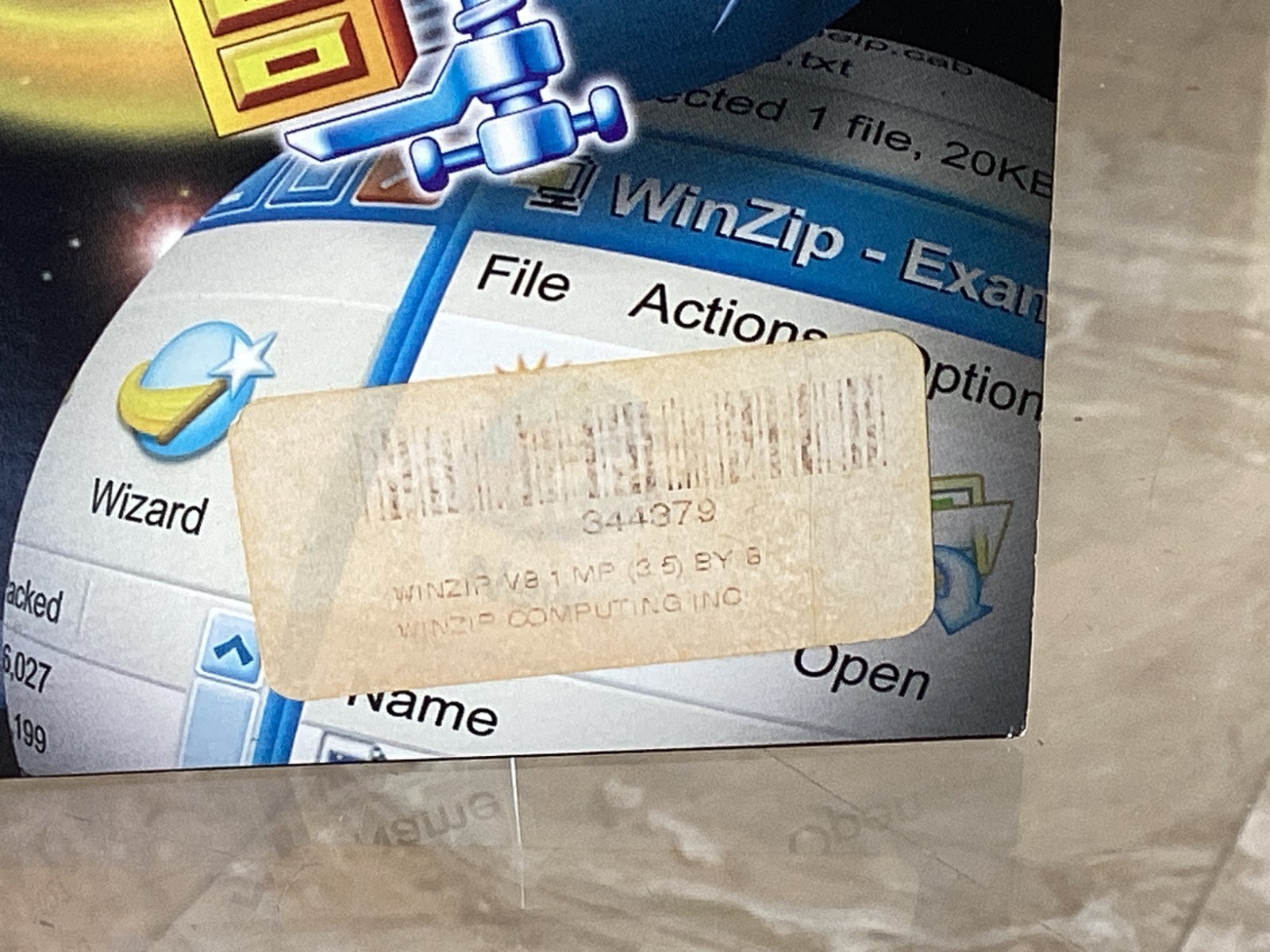 Rare 2001 SEALED VINTAGE Winzip 8.1 Floppy Disk Windows 95 98 Vista Me AS IS