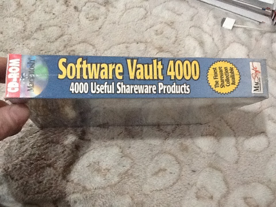 Macintosh CD-Rom Software VAULT 4000 Mac New Sealed MACSOFT VERY RARE