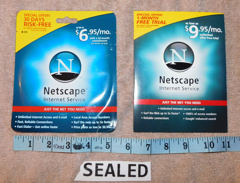 2 Vintage Netscape Internet Service Installation Disc Software for PC Windows